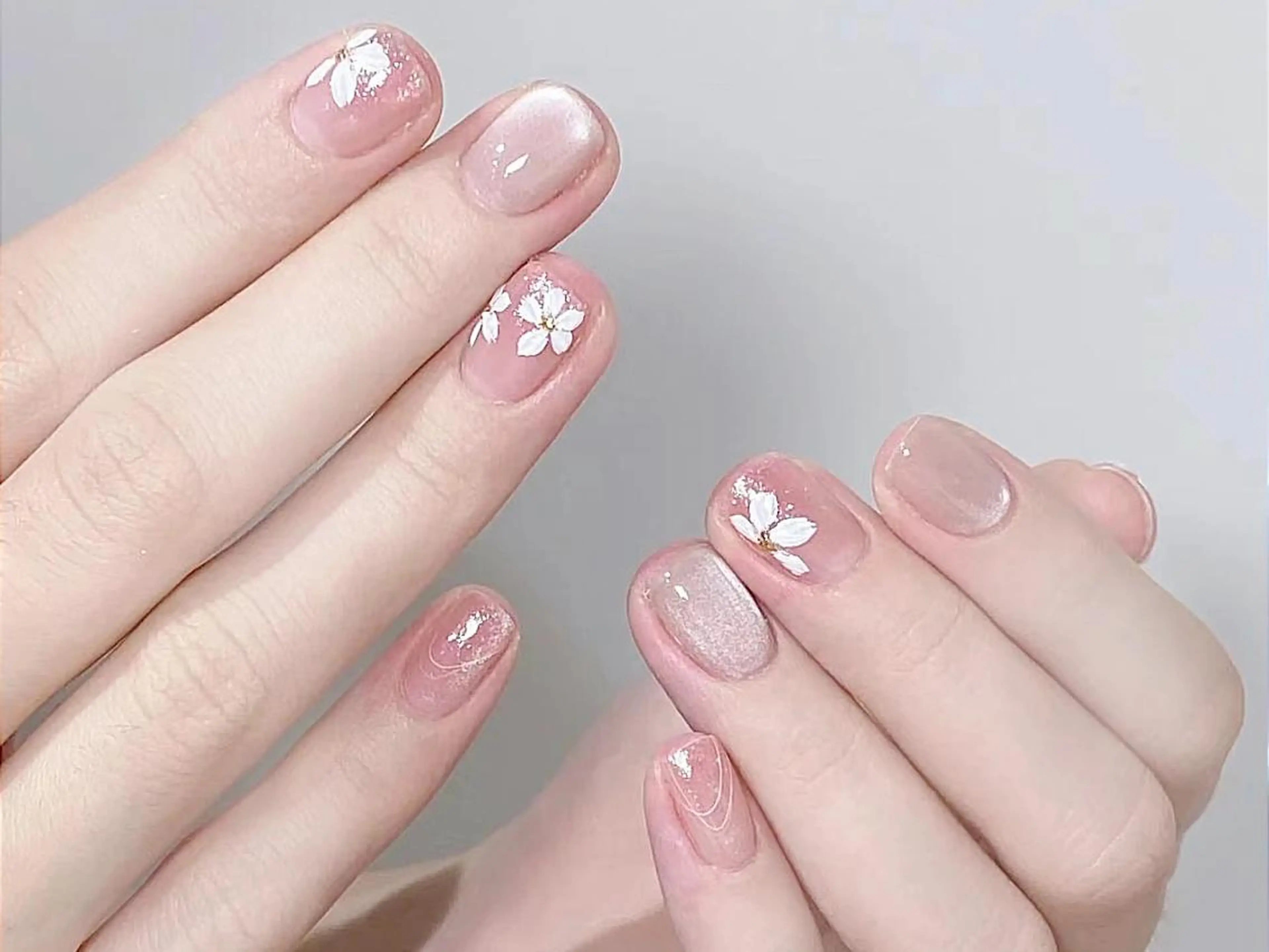 ネイル チークネイル フラッシュネイル ジェルネイル キラキラネイル 韓国ネイル Hanaai Salonスニタのネイルデザイン