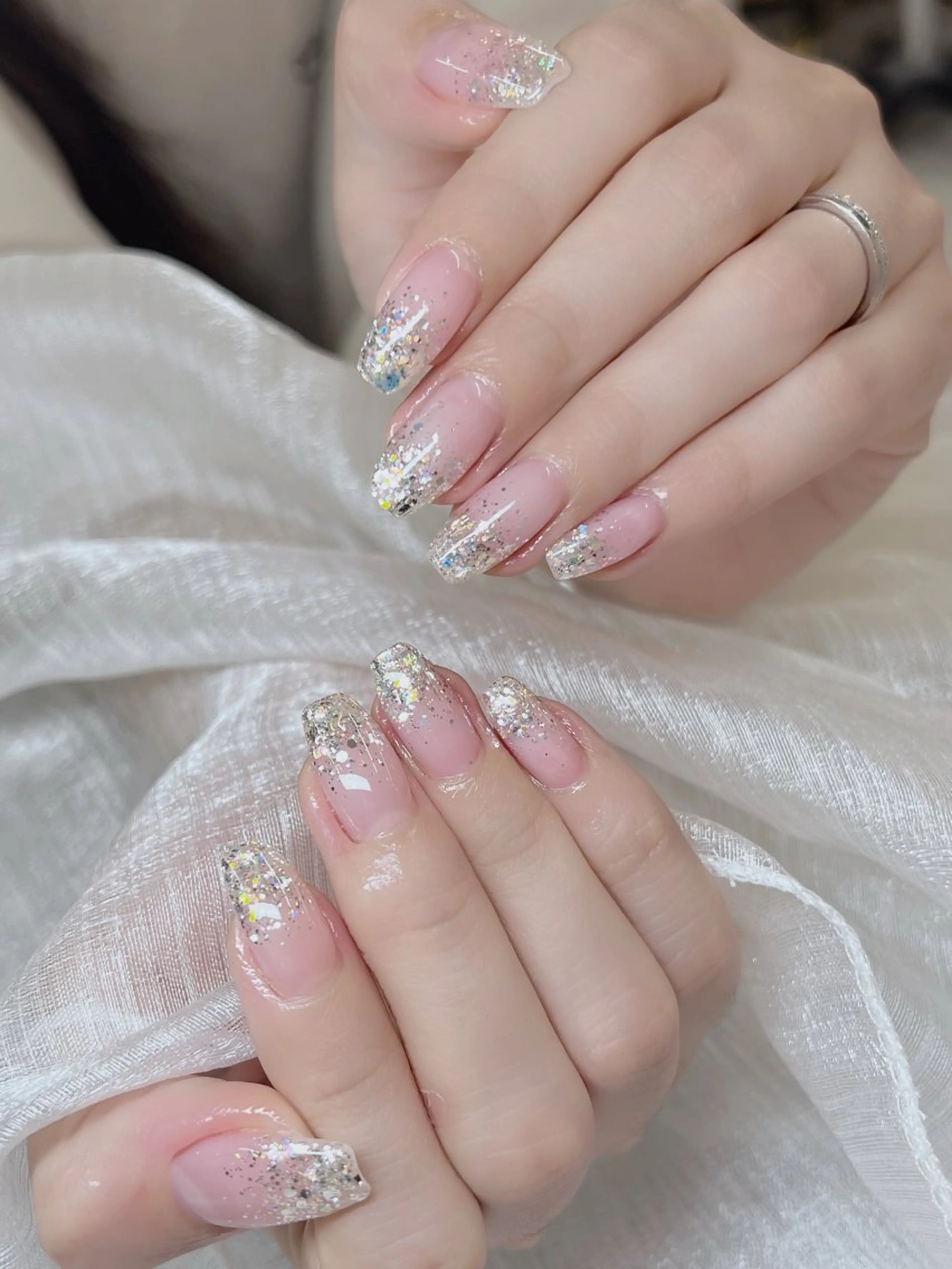 ネイル ハンドネイル 🎀PG🩵 ネイルサロンのネイルデザイン