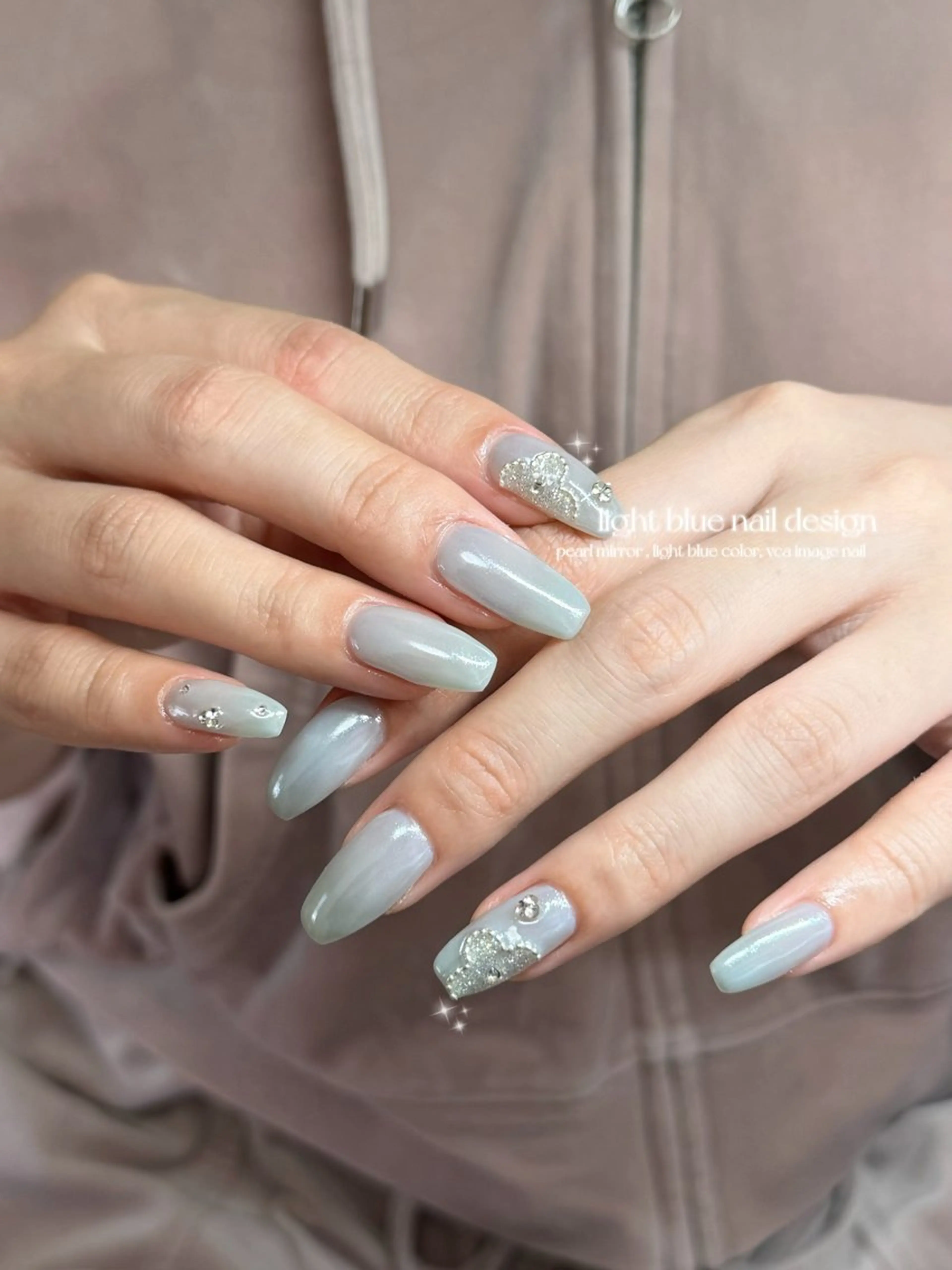 ネイル 水色 ハンドネイル nail salon rhuneのネイルデザイン