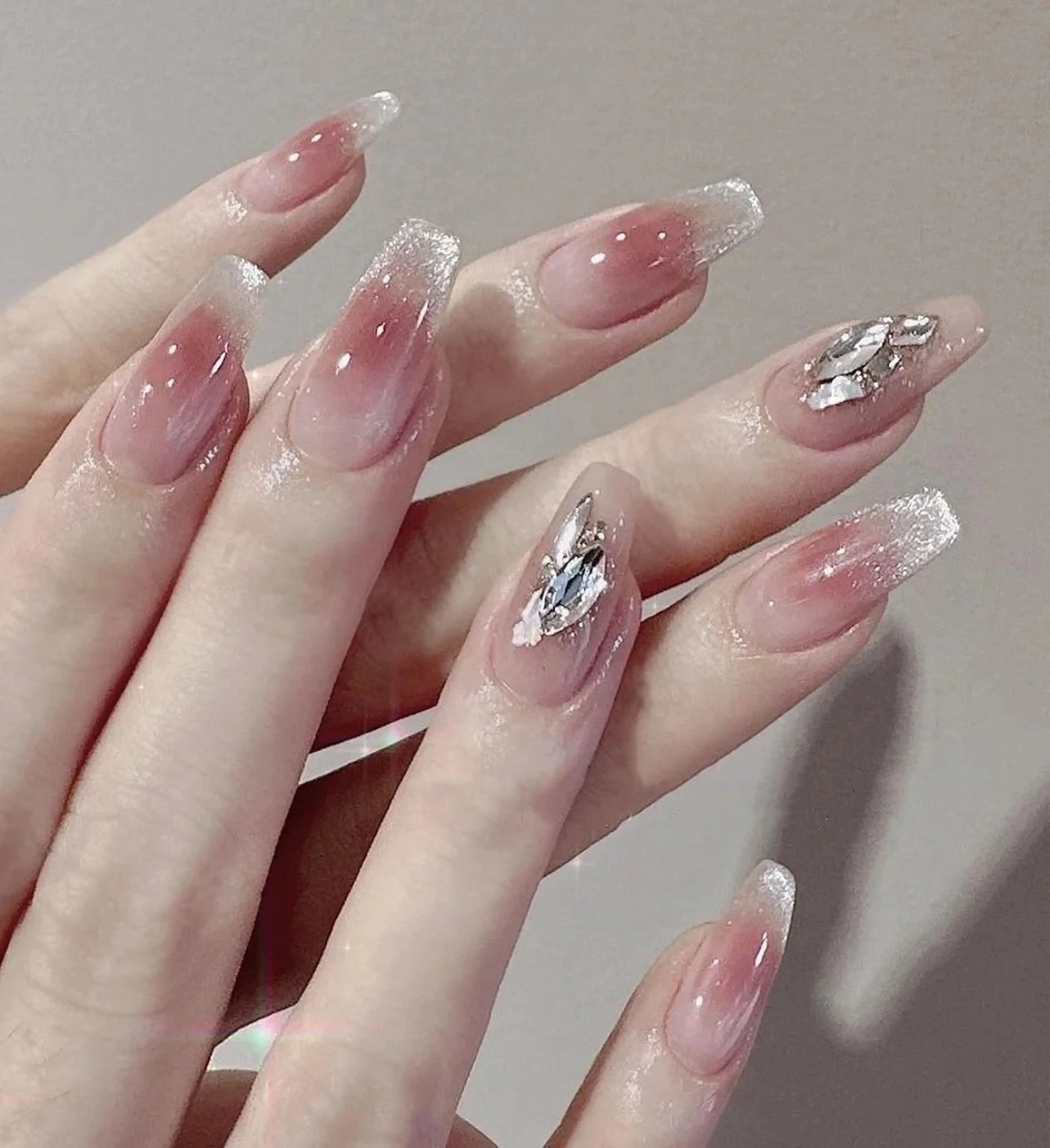 チップ長さ出しやり放題120分　14980の写真