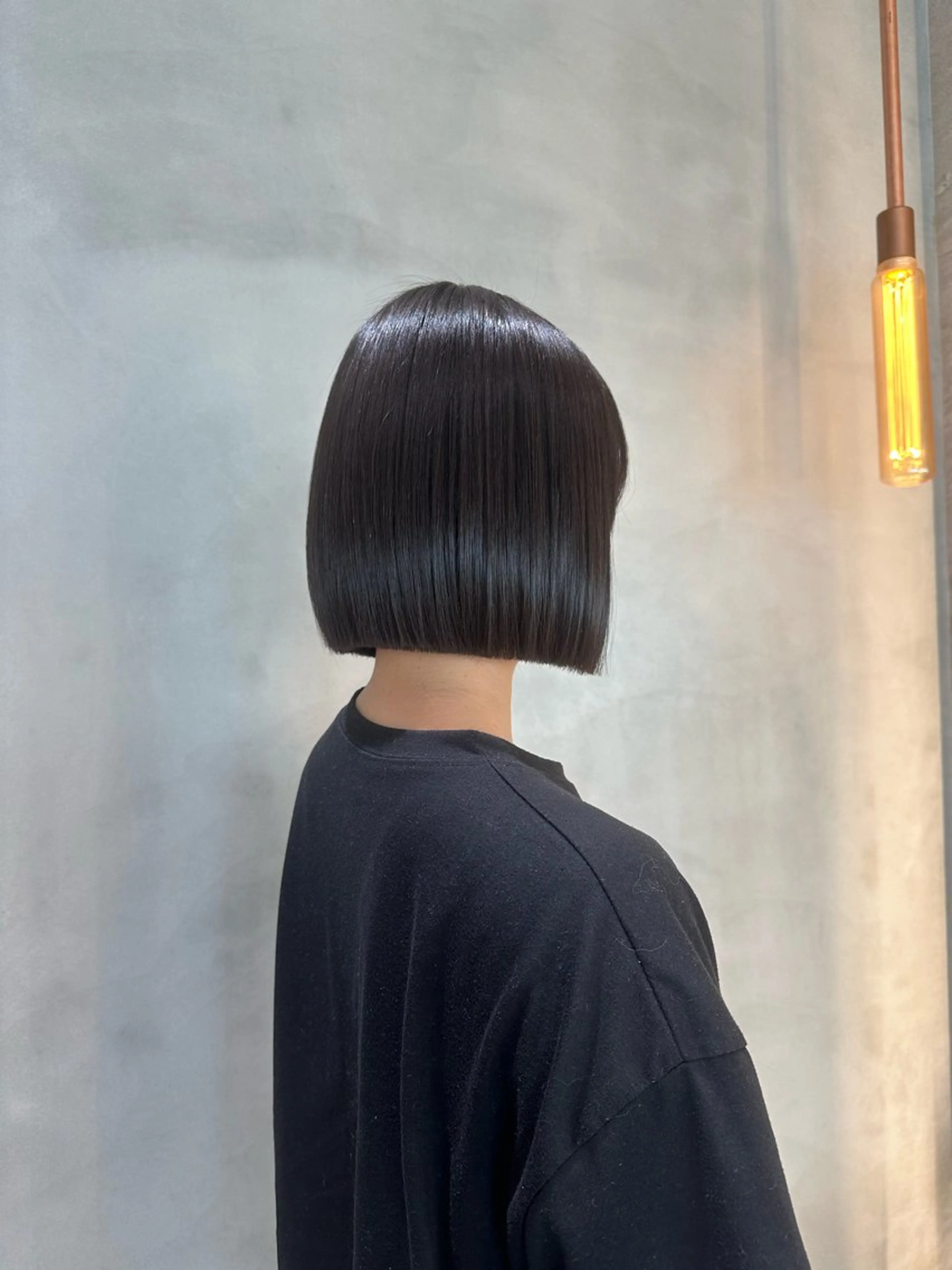 ショート ボブ／レイヤー／髪質 改善/縮毛矯正／銀座のヘアスタイル