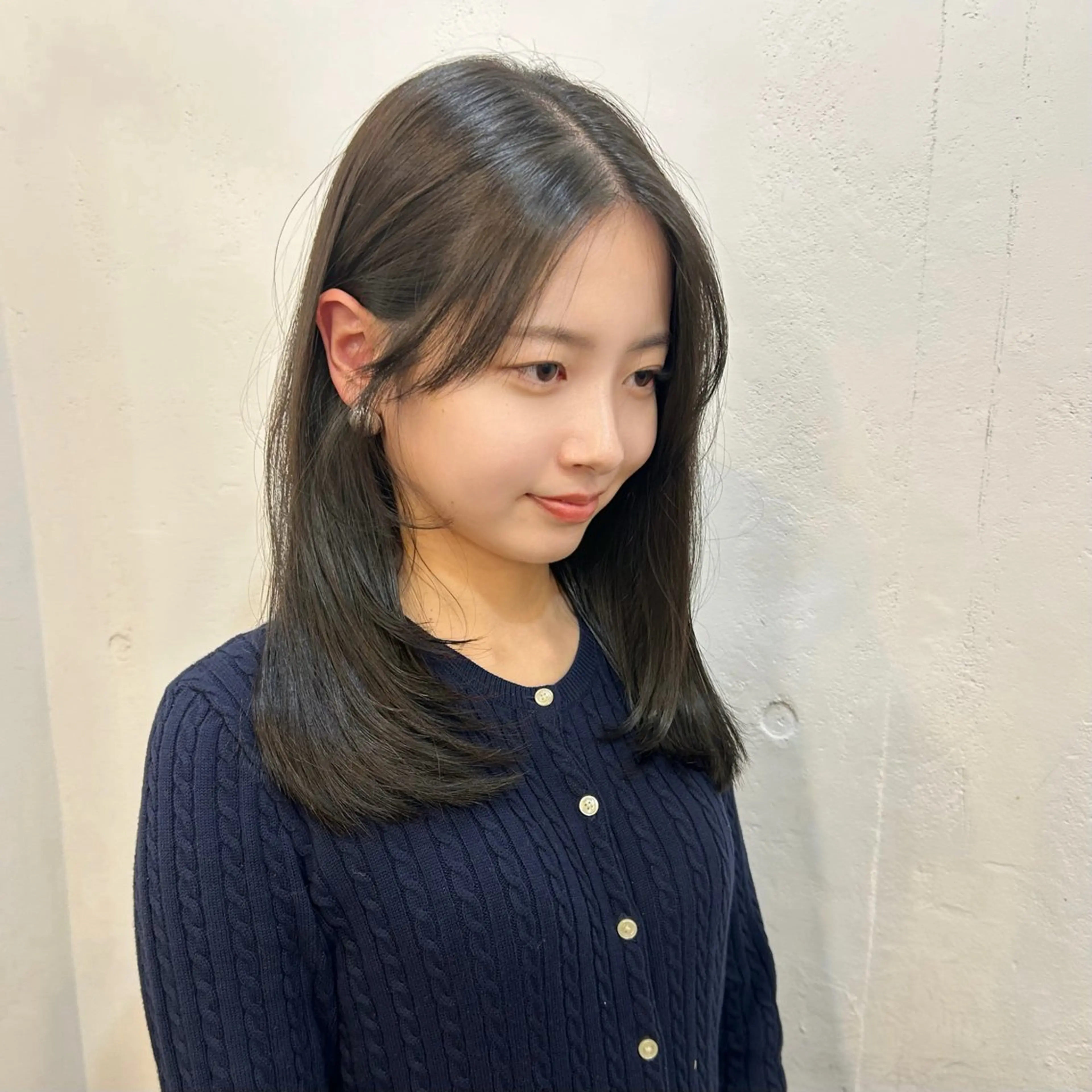 ミディアム 無料CUT 募集中🩷/横浜のヘアスタイル