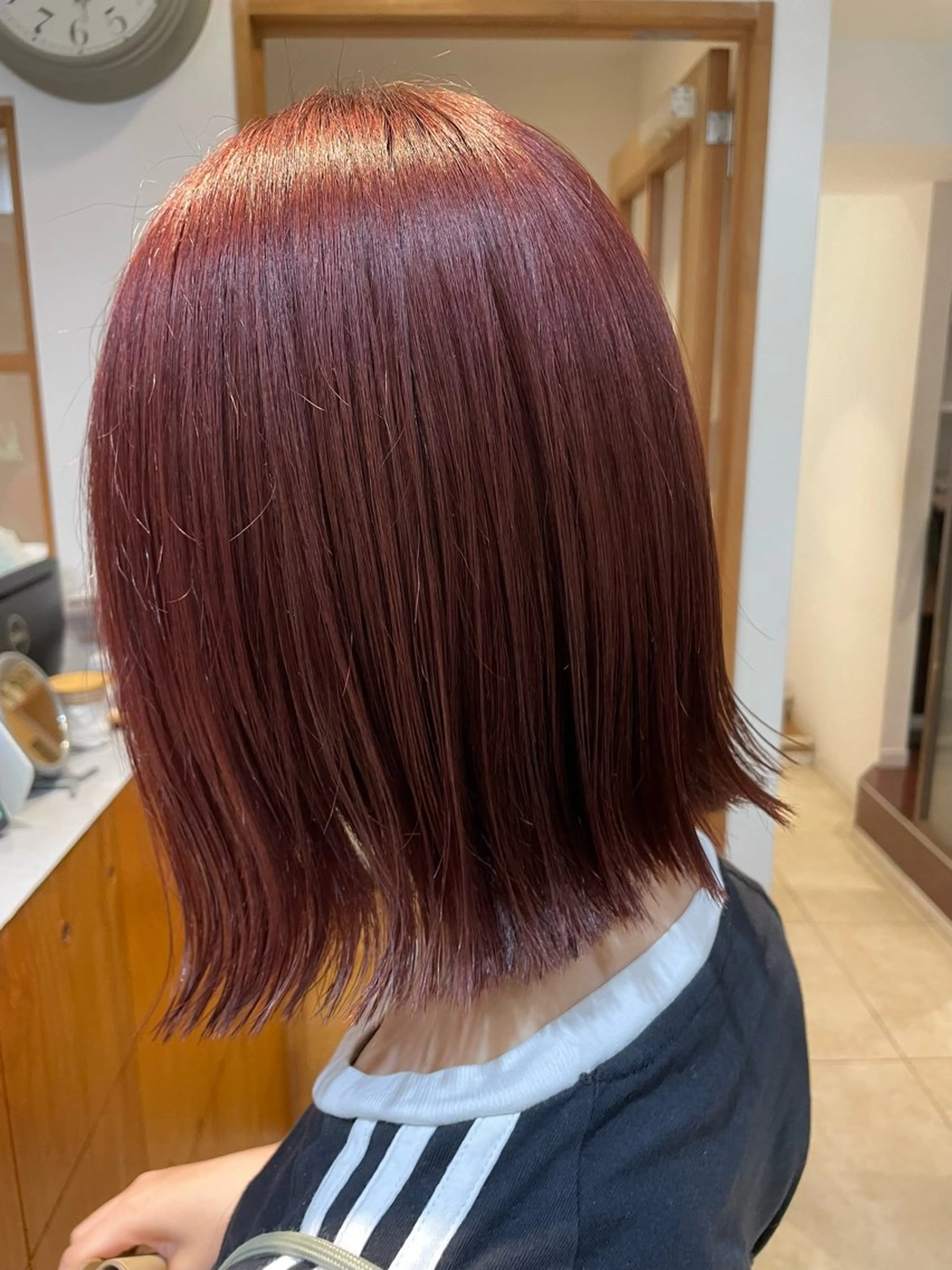 ミディアム 瀧澤 友里のヘアスタイル