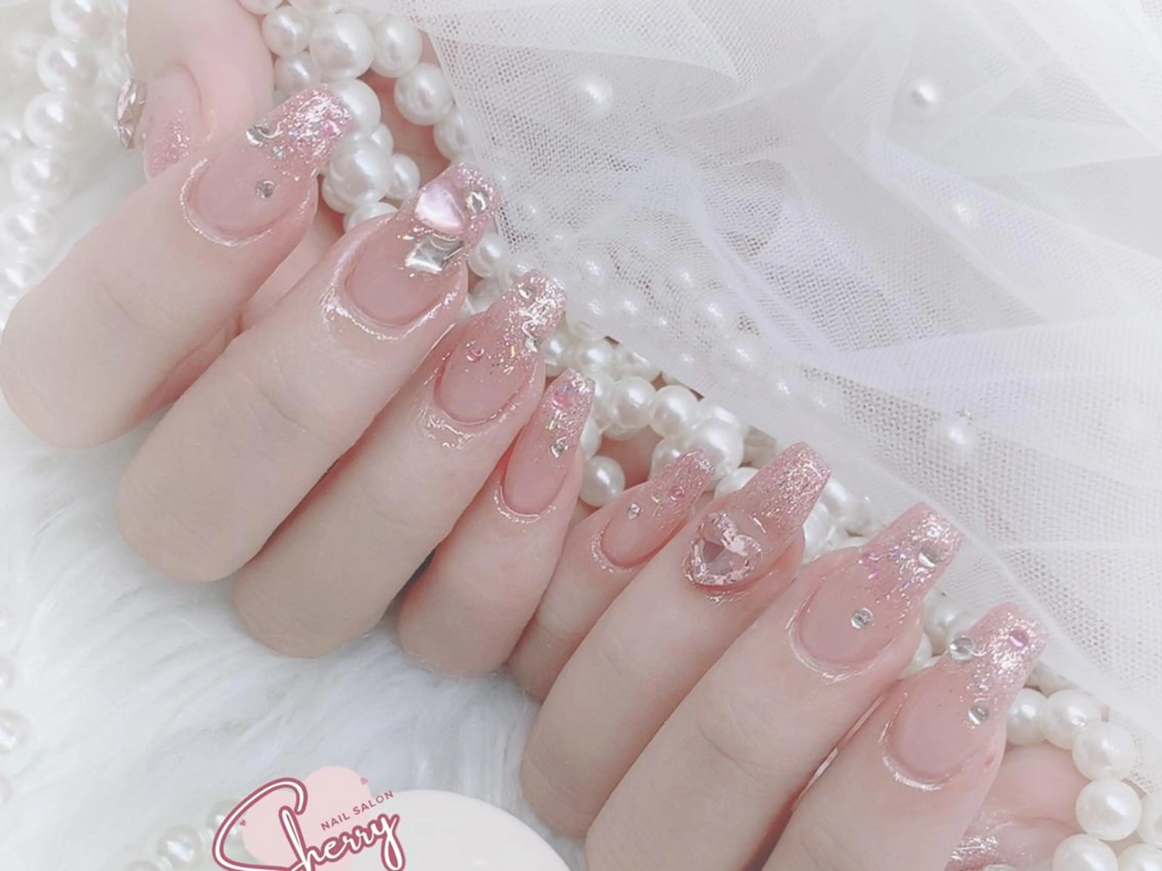 ネイル アートネイル チークネイル フットネイル ジェルネイル キラキラネイル 萌 自宅ネイルサロンのネイルデザイン