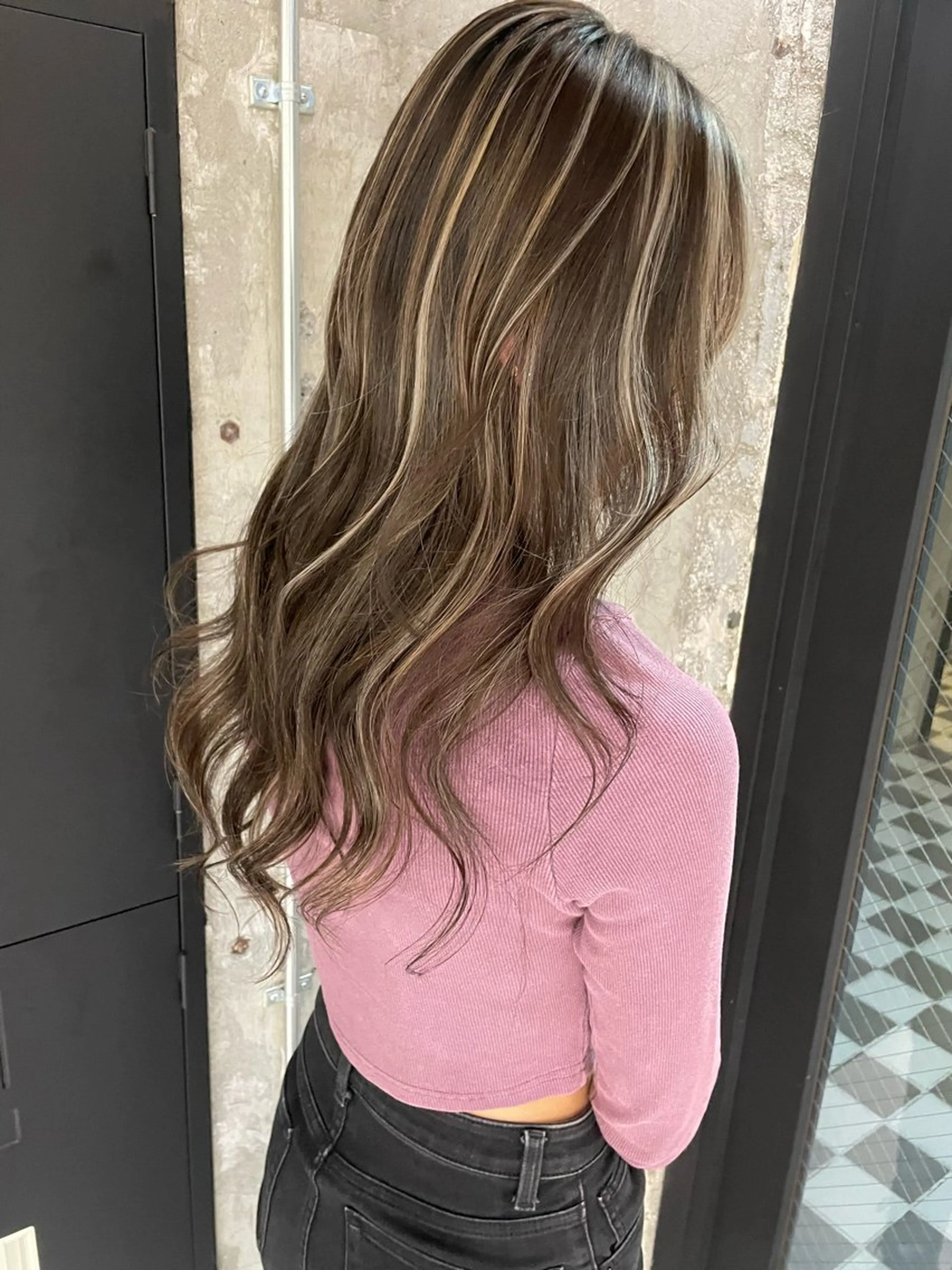 ロング カラー ヘアカラー ♡ハイライトカラー shinri♡のヘアスタイル