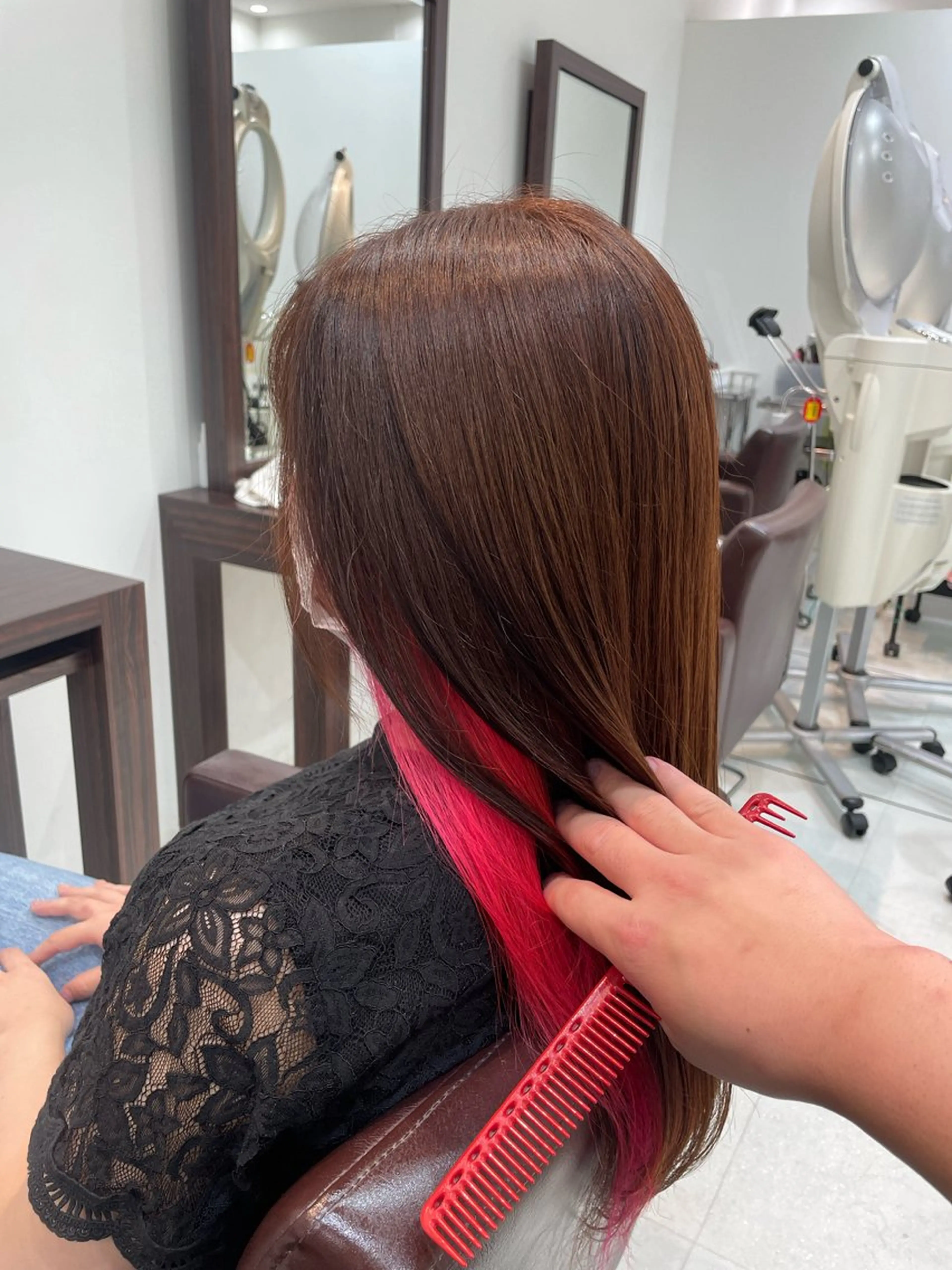 🔥ミニモ限定🔥✂︎カット✂︎+インナーカラーブリーチ+デザインカラーの写真