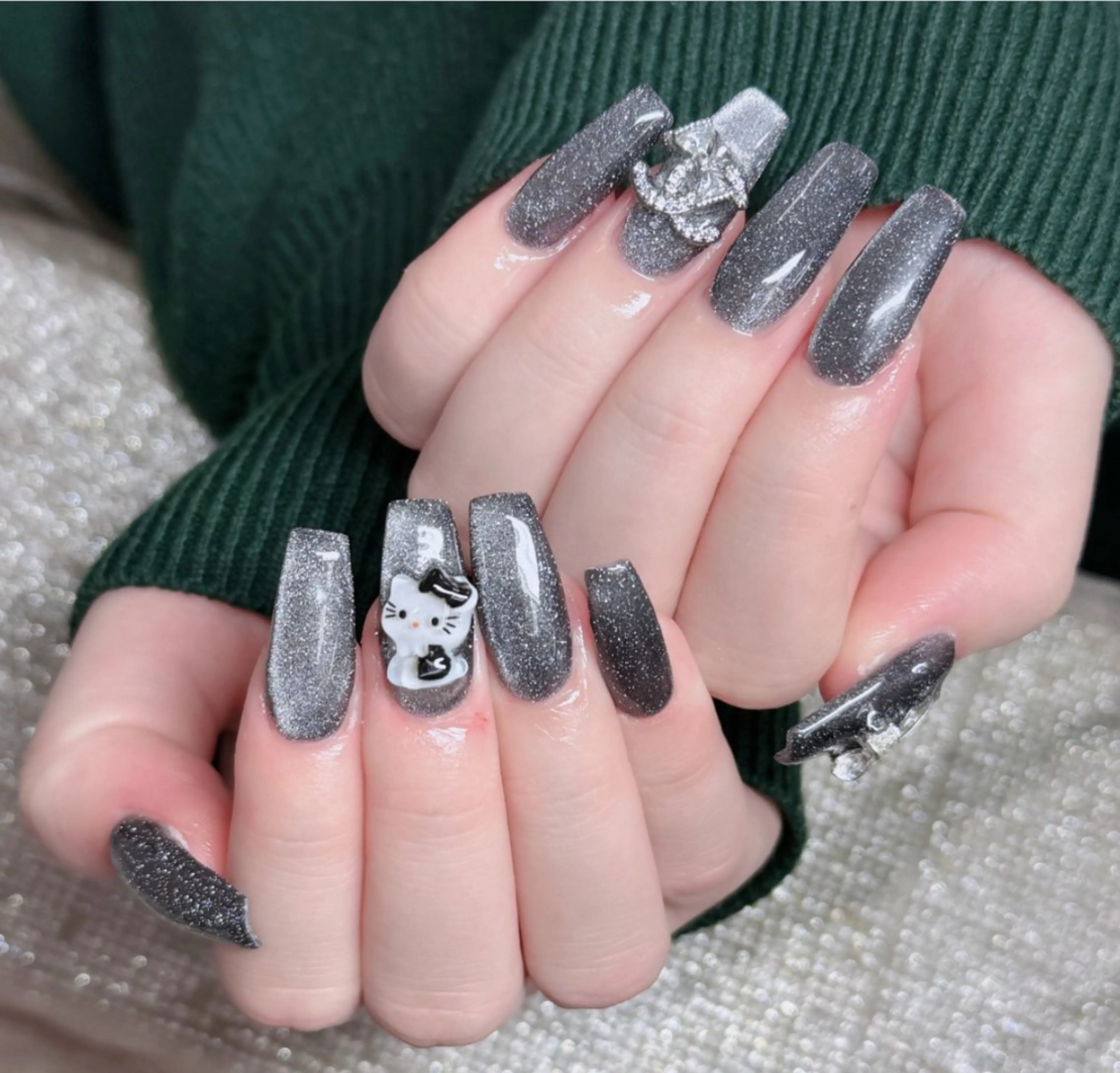 ネイル フレンチネイル ジェルネイル ガラスフレンチ ハロウィン ハート ハンドネイル H.baby Nail Salonのネイルデザイン