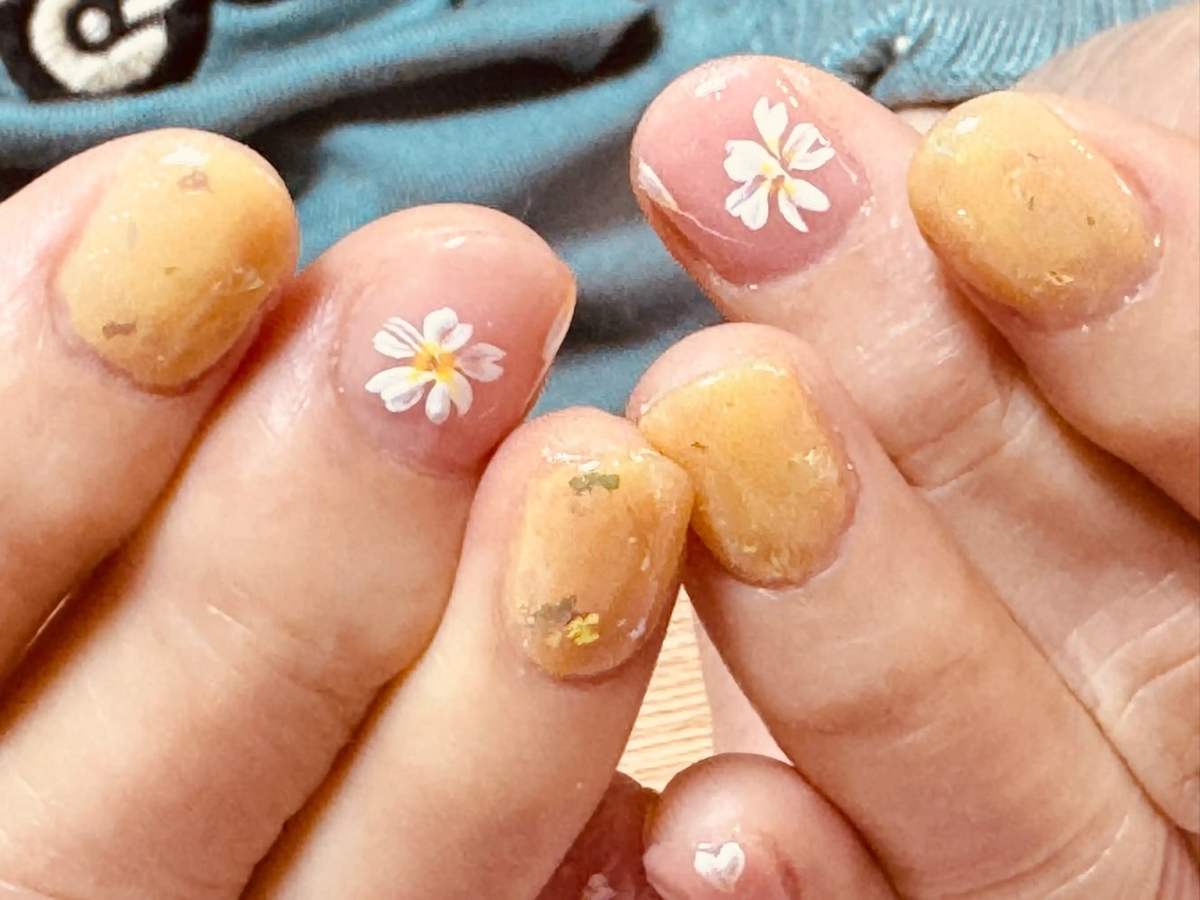 ネイル ハンドネイル 短め爪初めての方 大歓迎‼️ 歌舞伎町のネイルデザイン