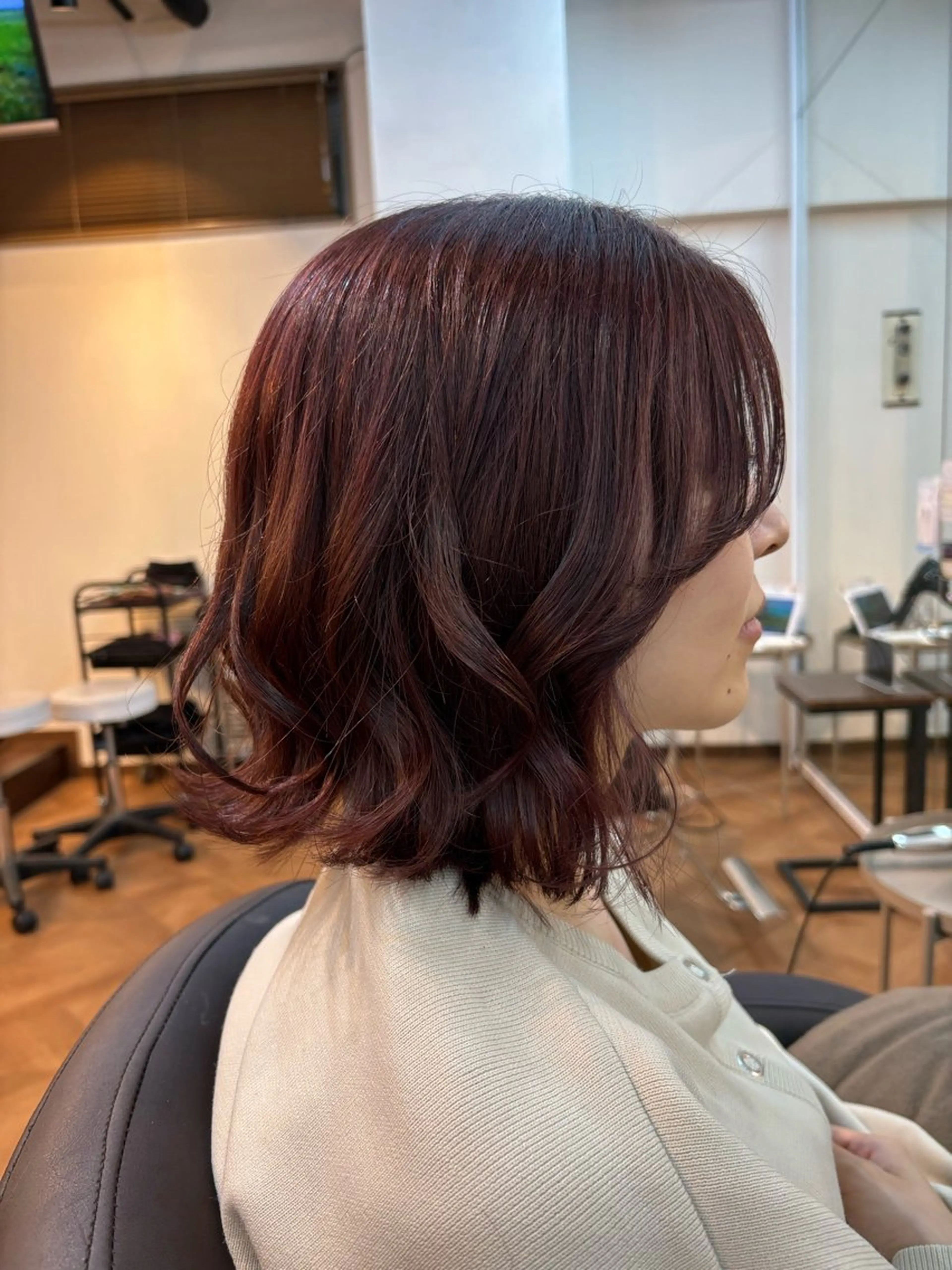 ミディアム カラー ボルドーカラー 木下 みさきのヘアスタイル