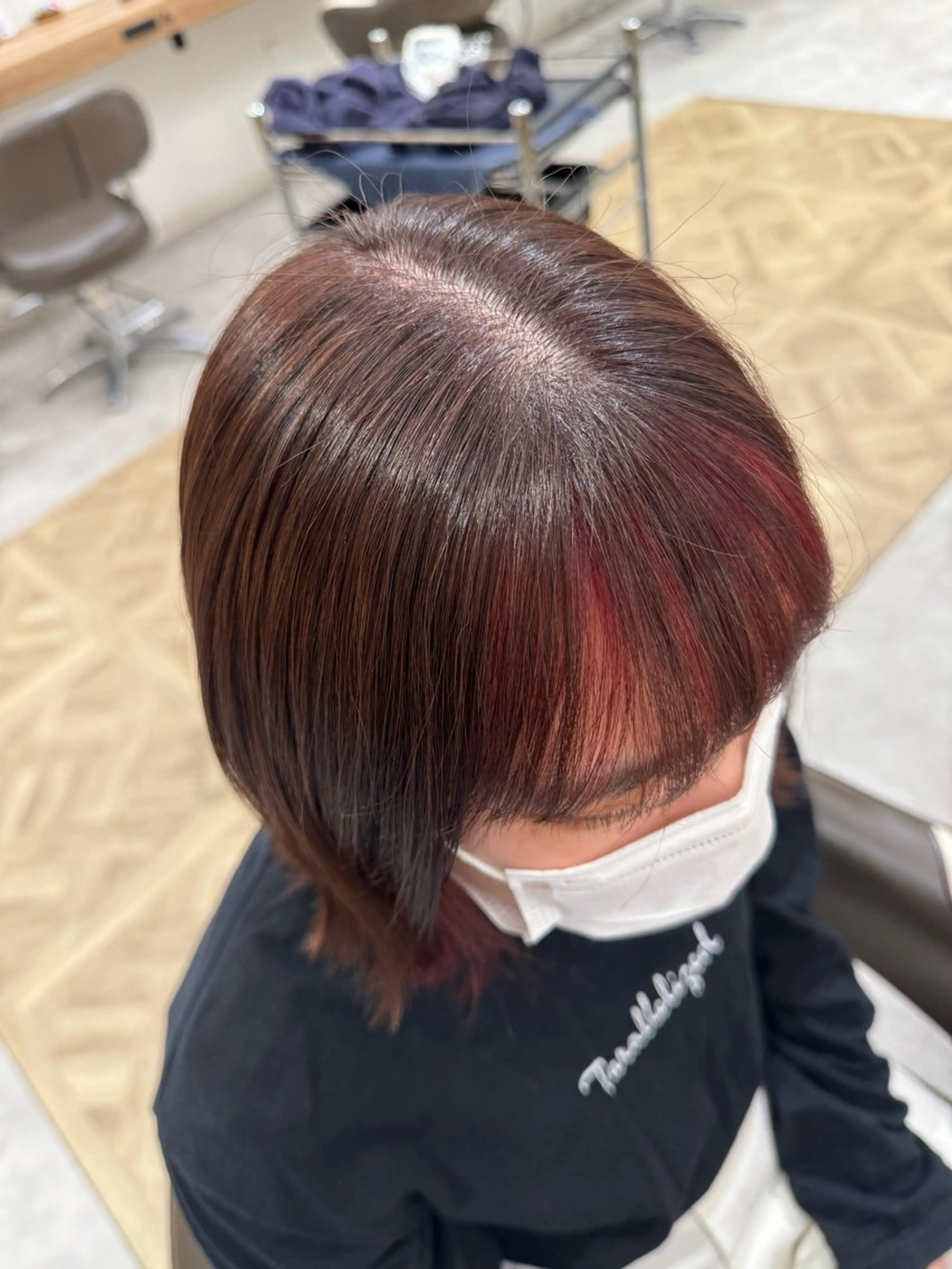 カラー ブリーチ ブラウンカラー ピンクカラー 鈴木 陽菜のヘアスタイル