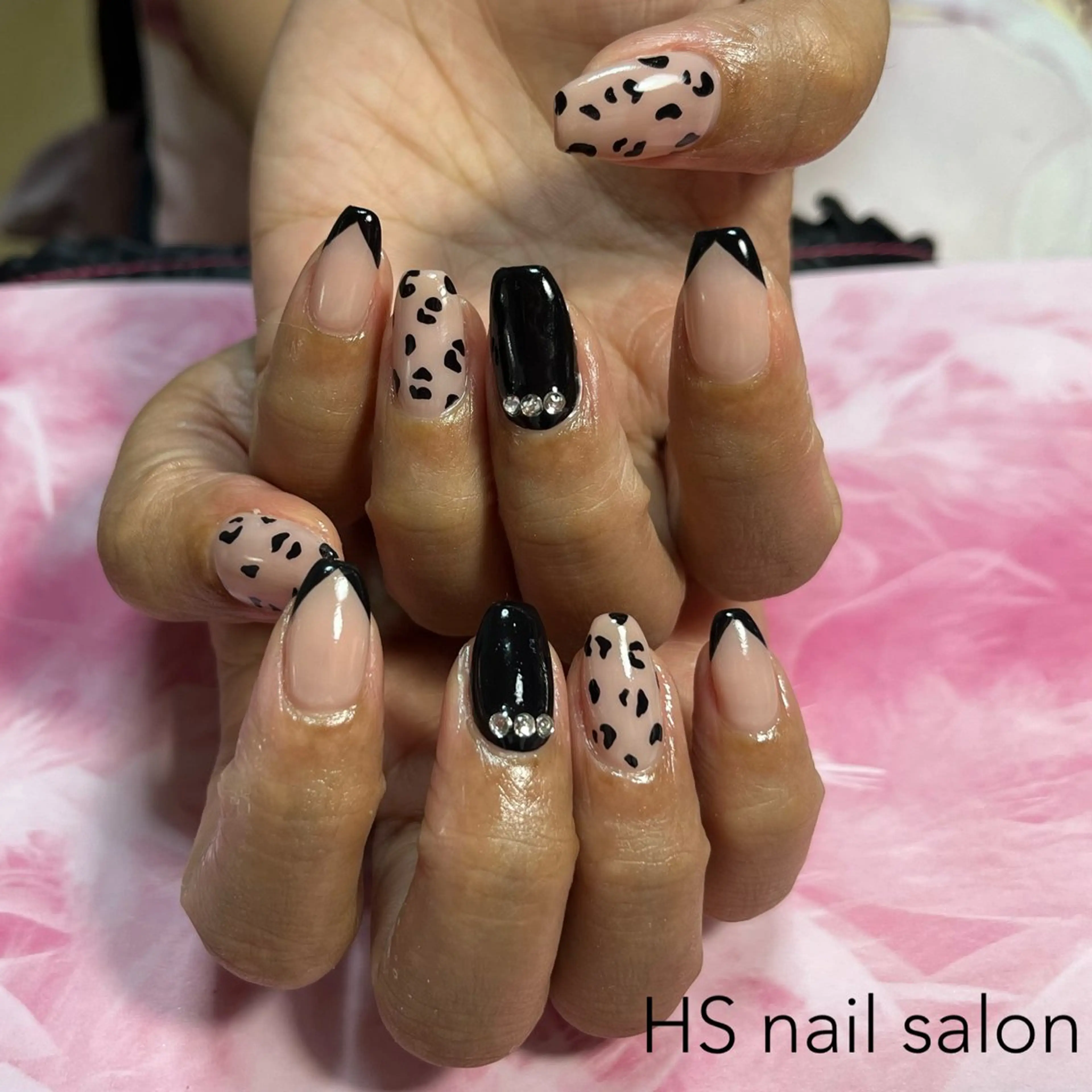 ミディアム ハンドネイル hs nail salonのネイルデザイン
