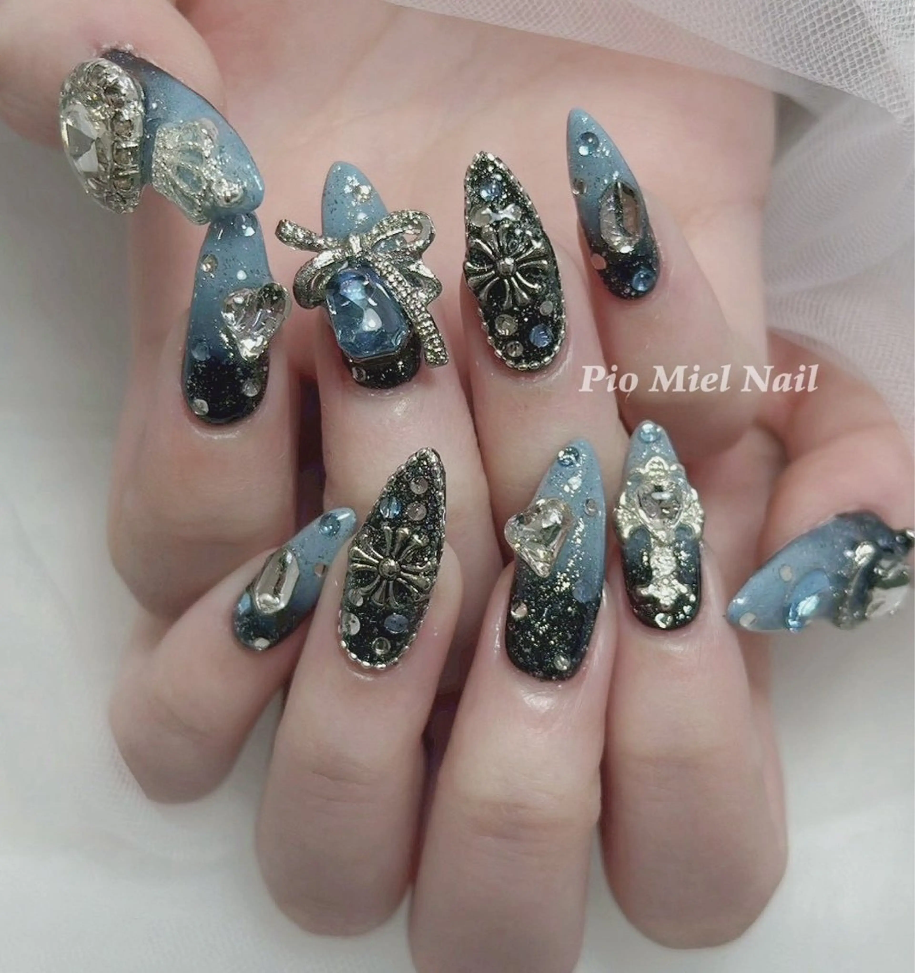 ネイル ハンドネイル HANA 長さだしのネイルデザイン