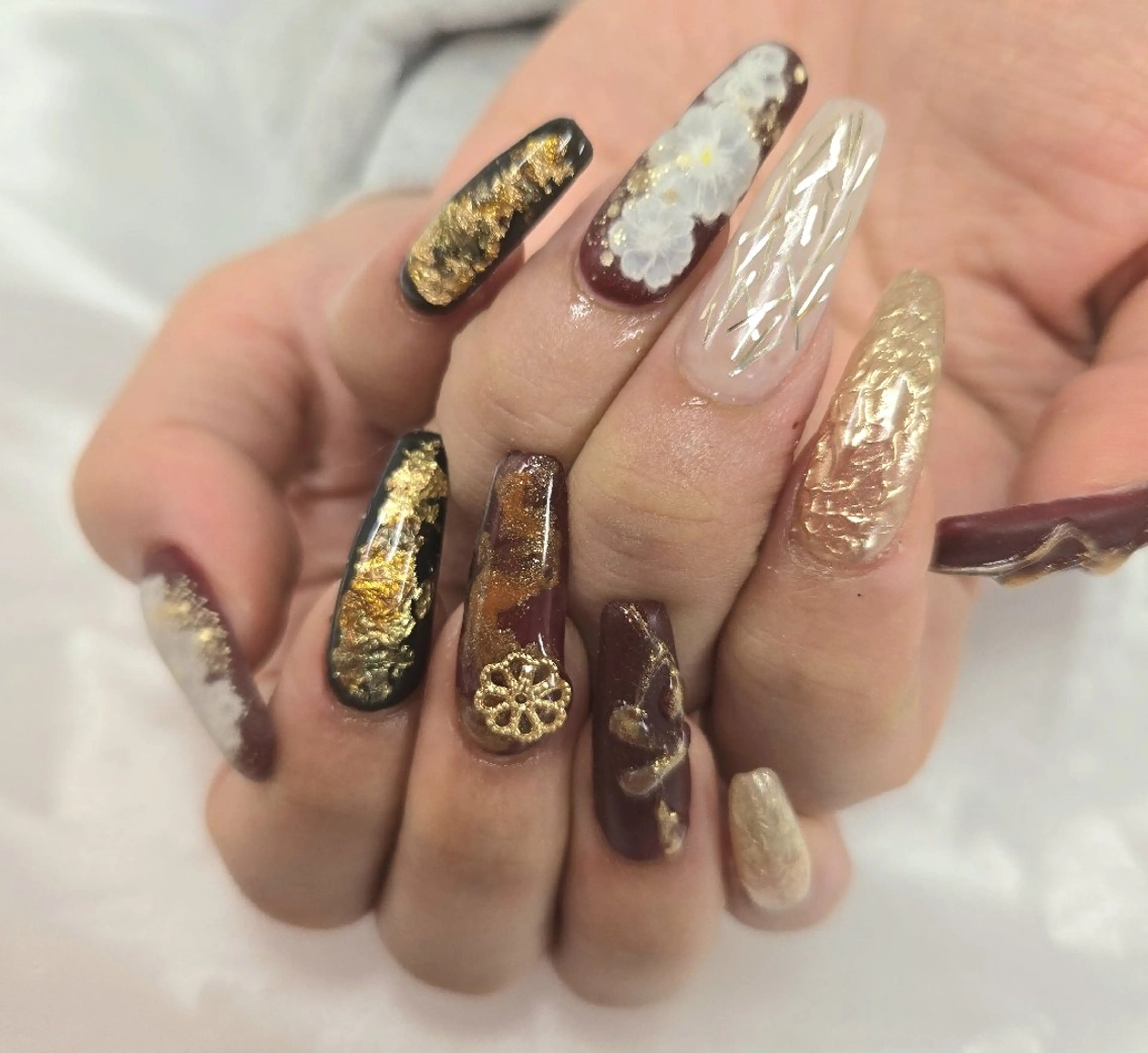 ネイル アートネイル オーロラネイル チークネイル 成人式 ジェルネイル ハンドネイル 河野ちえ (雑誌掲載サロン)のネイルデザイン