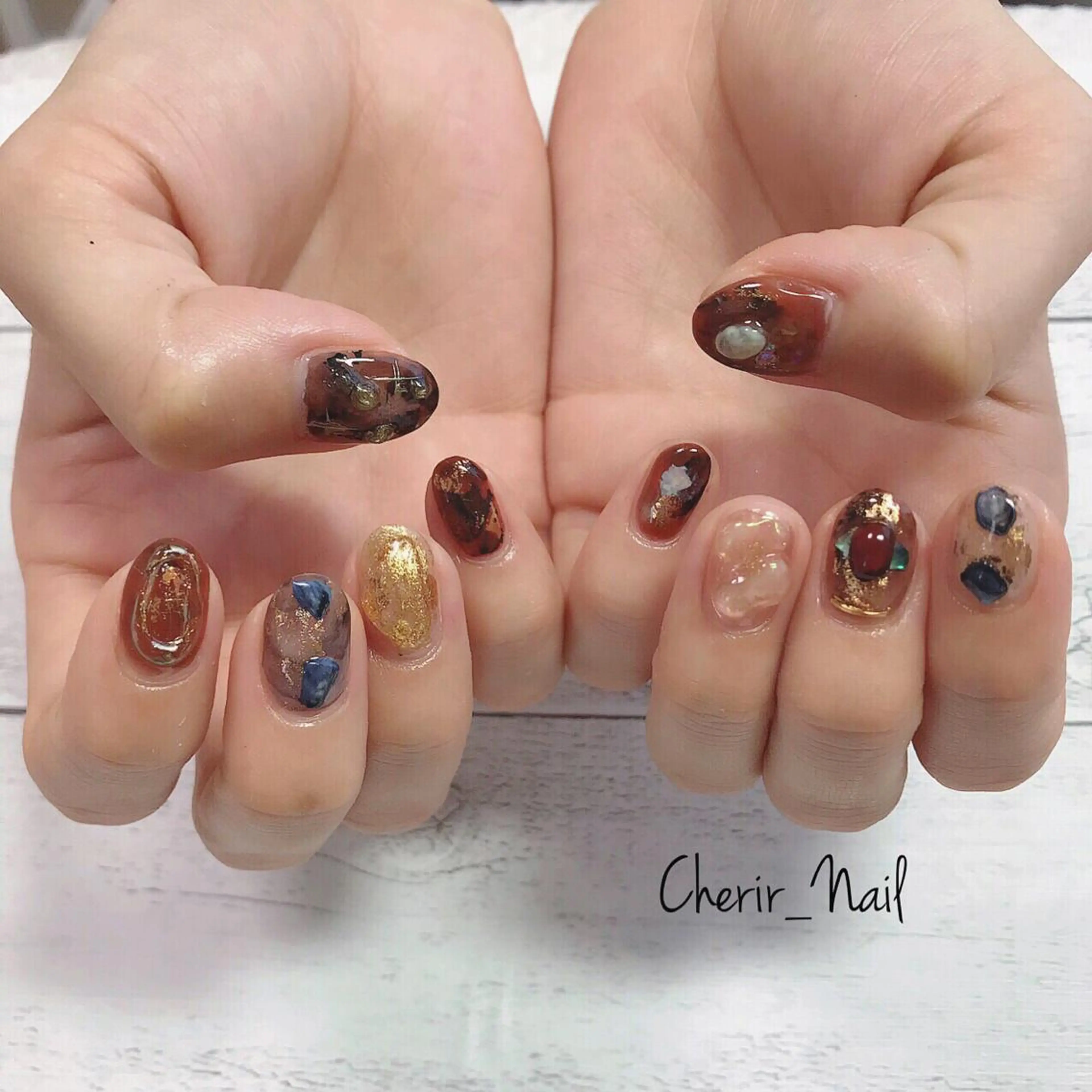 ネイル アートネイル ブラウン クリアネイル ミラーネイル ニュアンスネイル Cherirnail kaoriのネイルデザイン