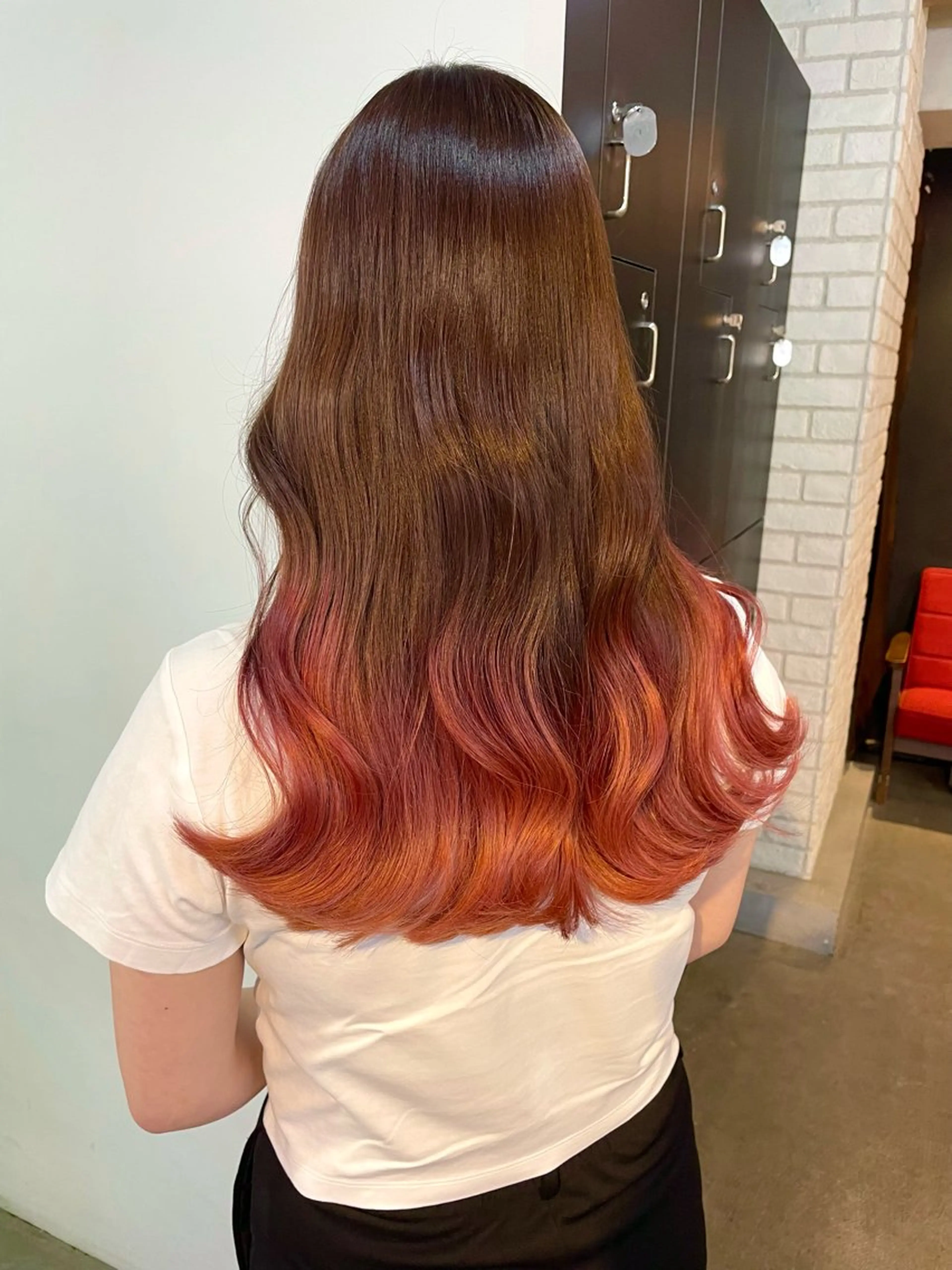 セミロング ヘアカラー 横山 奈央のヘアスタイル