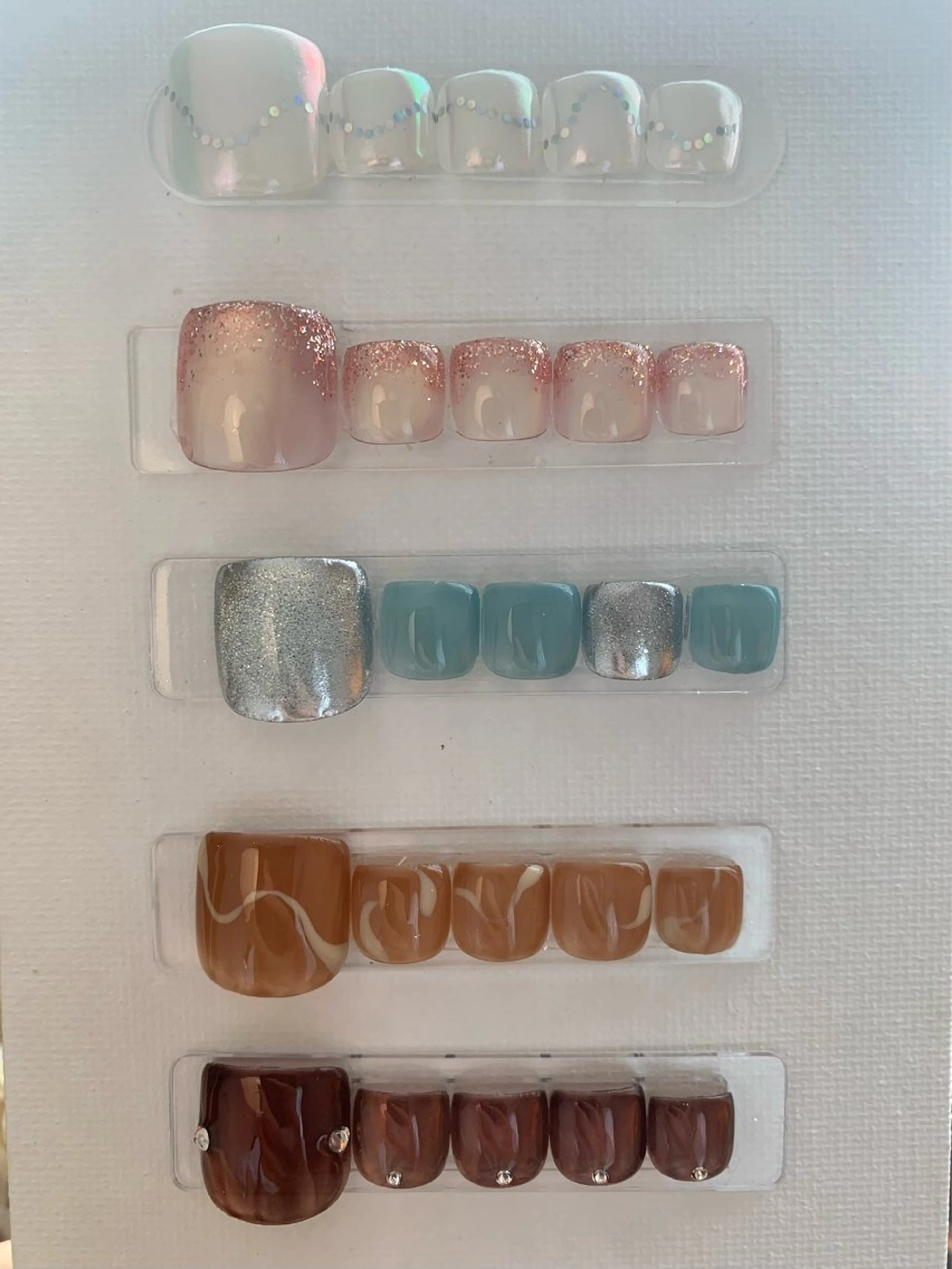 ネイル アートネイル ラメ(グリッター) ラメグラデーション マグネットネイル ワンカラーネイル フットネイル is.nail 🌷sonokoのネイルデザイン