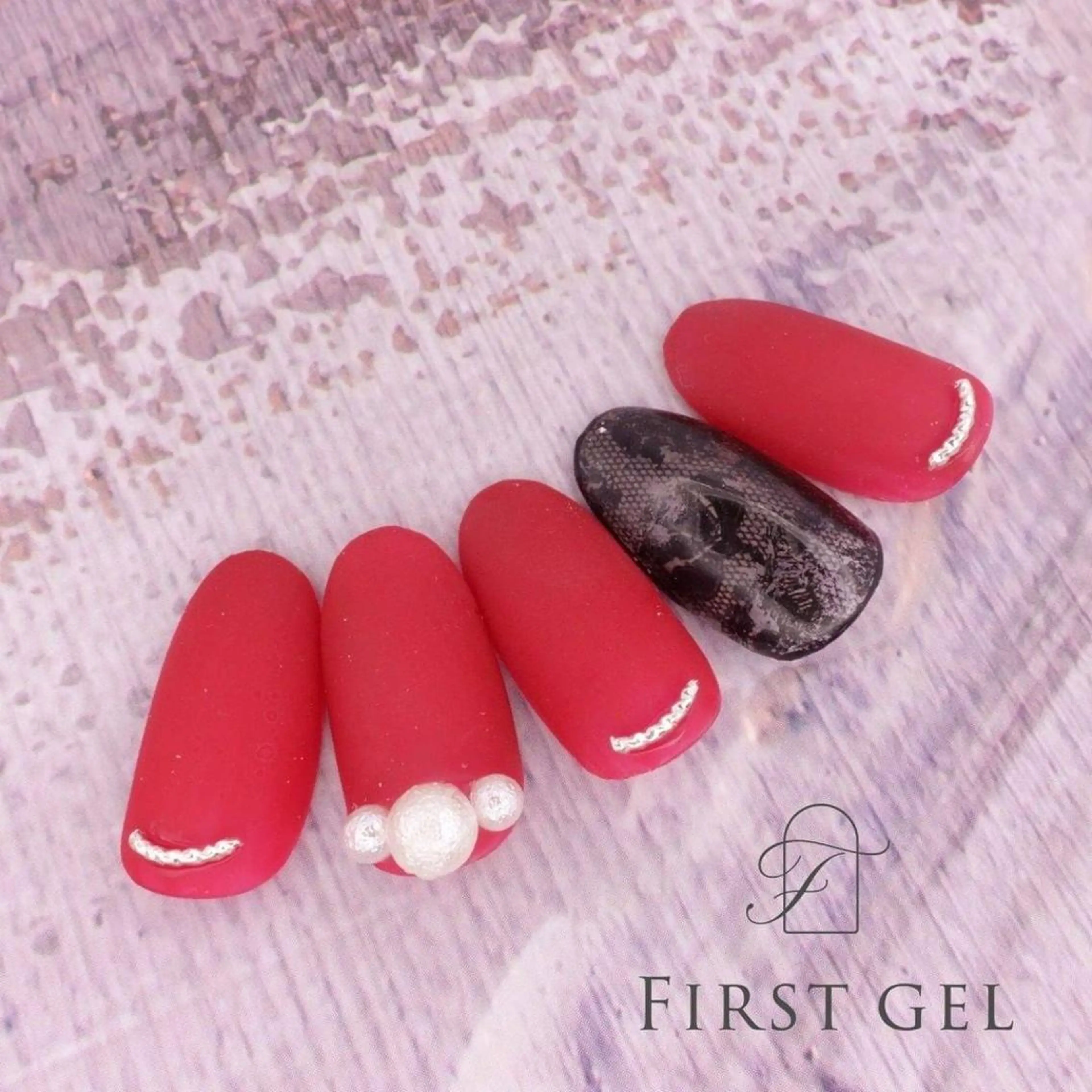 ネイル FIRST天神駅直結 jrメンバーJUNのネイルデザイン