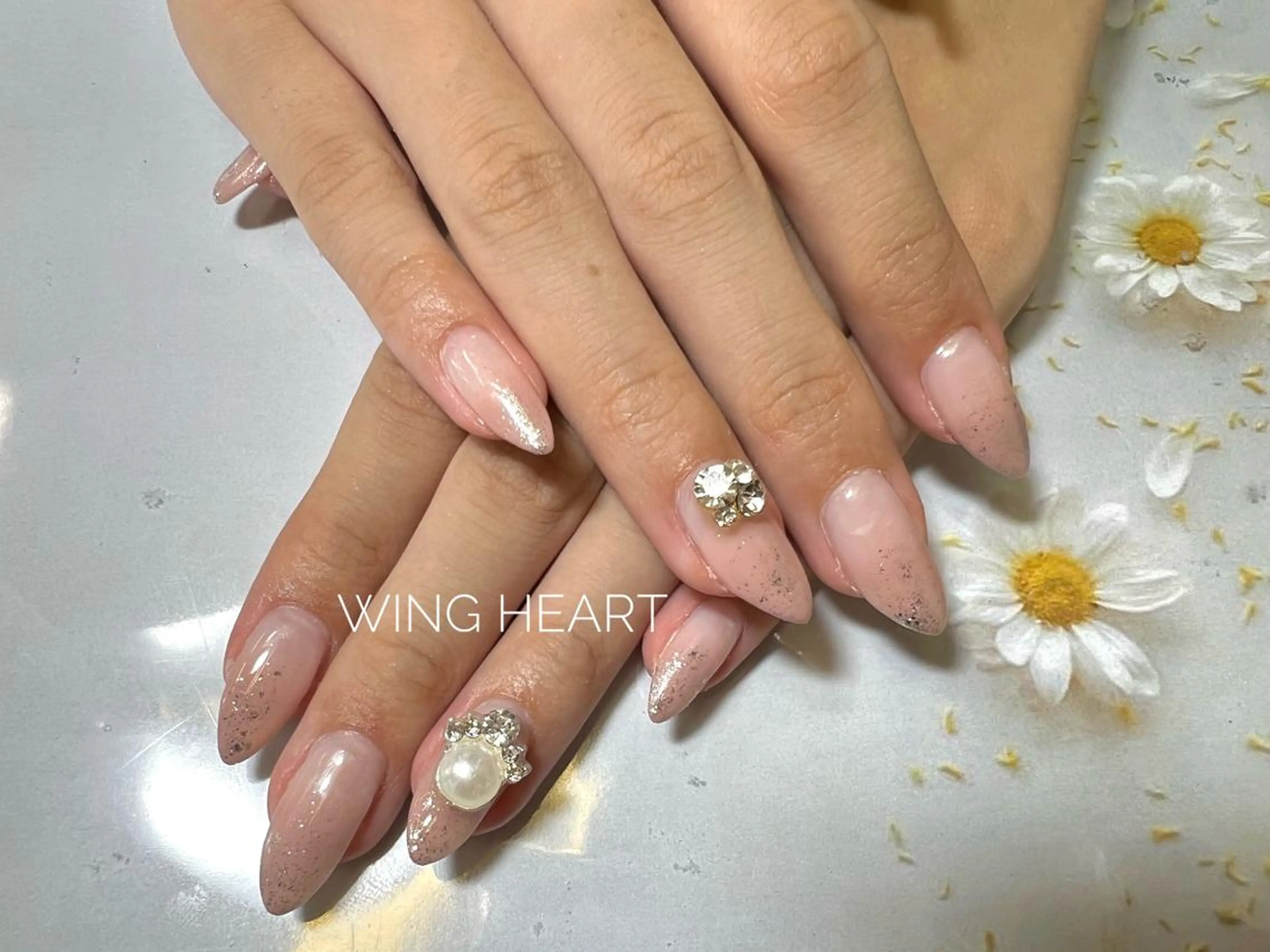 ネイル I. AYUMIのネイルデザイン