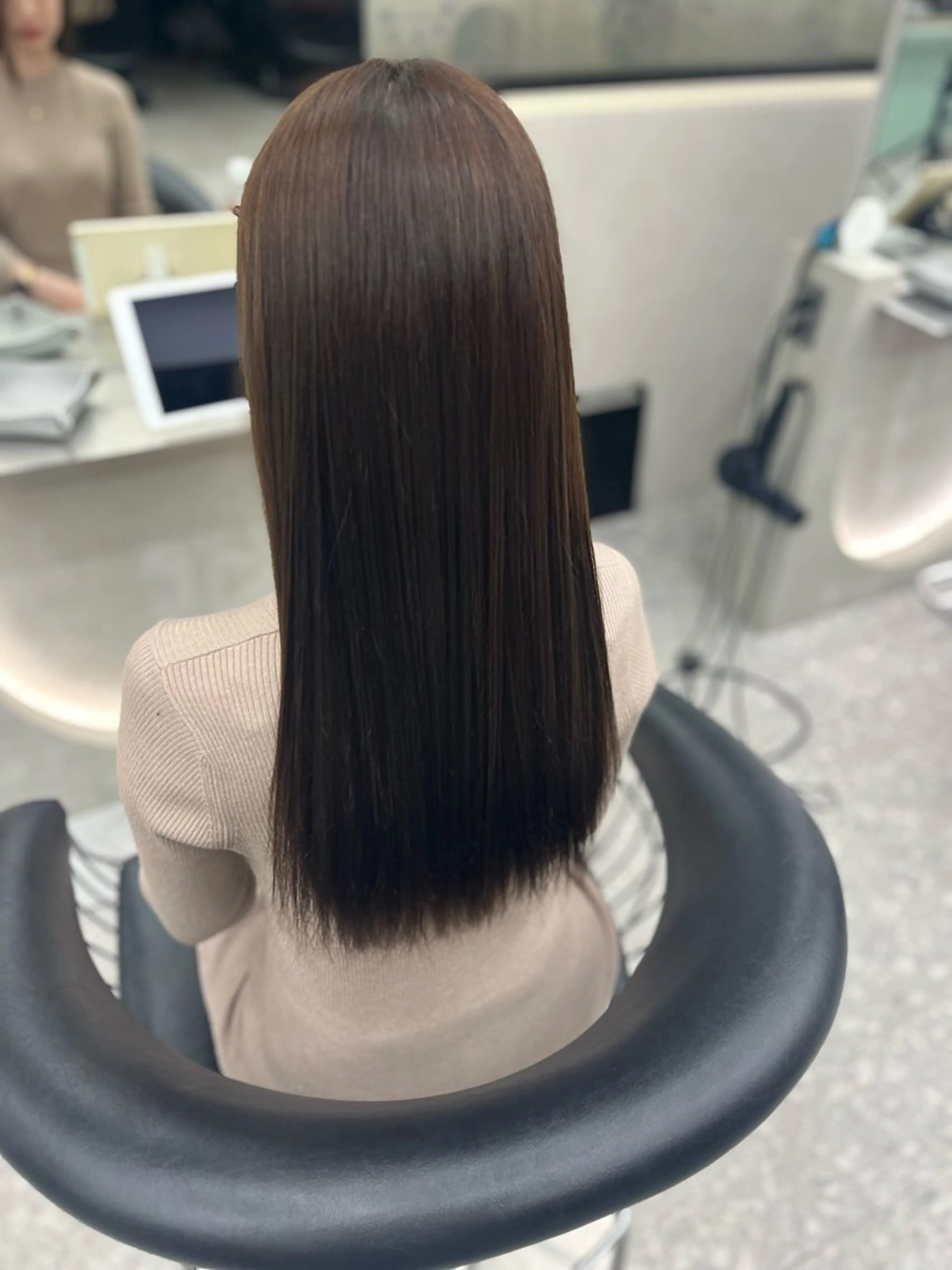 ロング カラー yui🎀透明感 ベージュカラー／博多のヘアスタイル