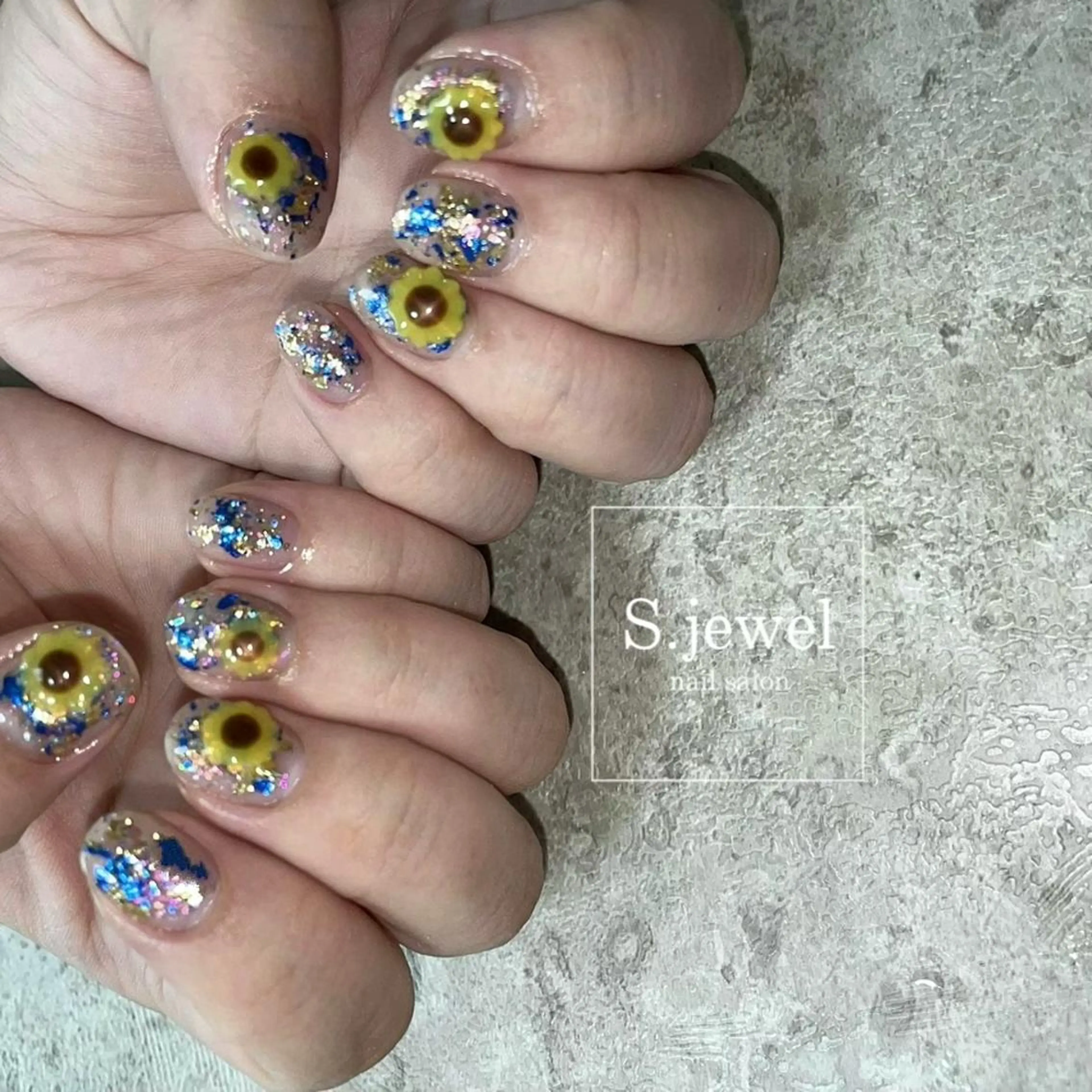 ネイル S. JEWELのネイルデザイン