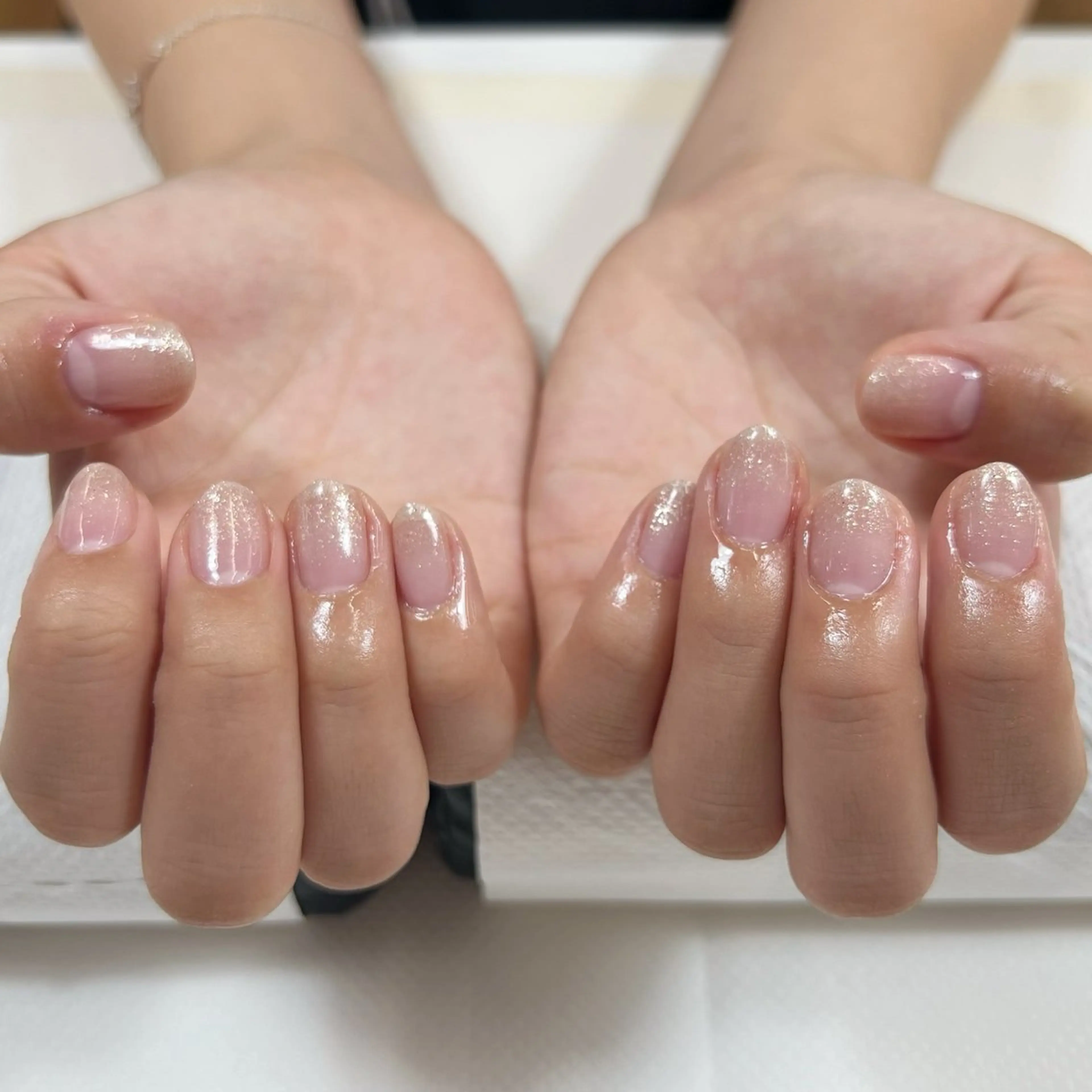 ネイル グラデーション ラメ(グリッター) ラメグラデーション ハンドネイル Nishimura Amiのネイルデザイン