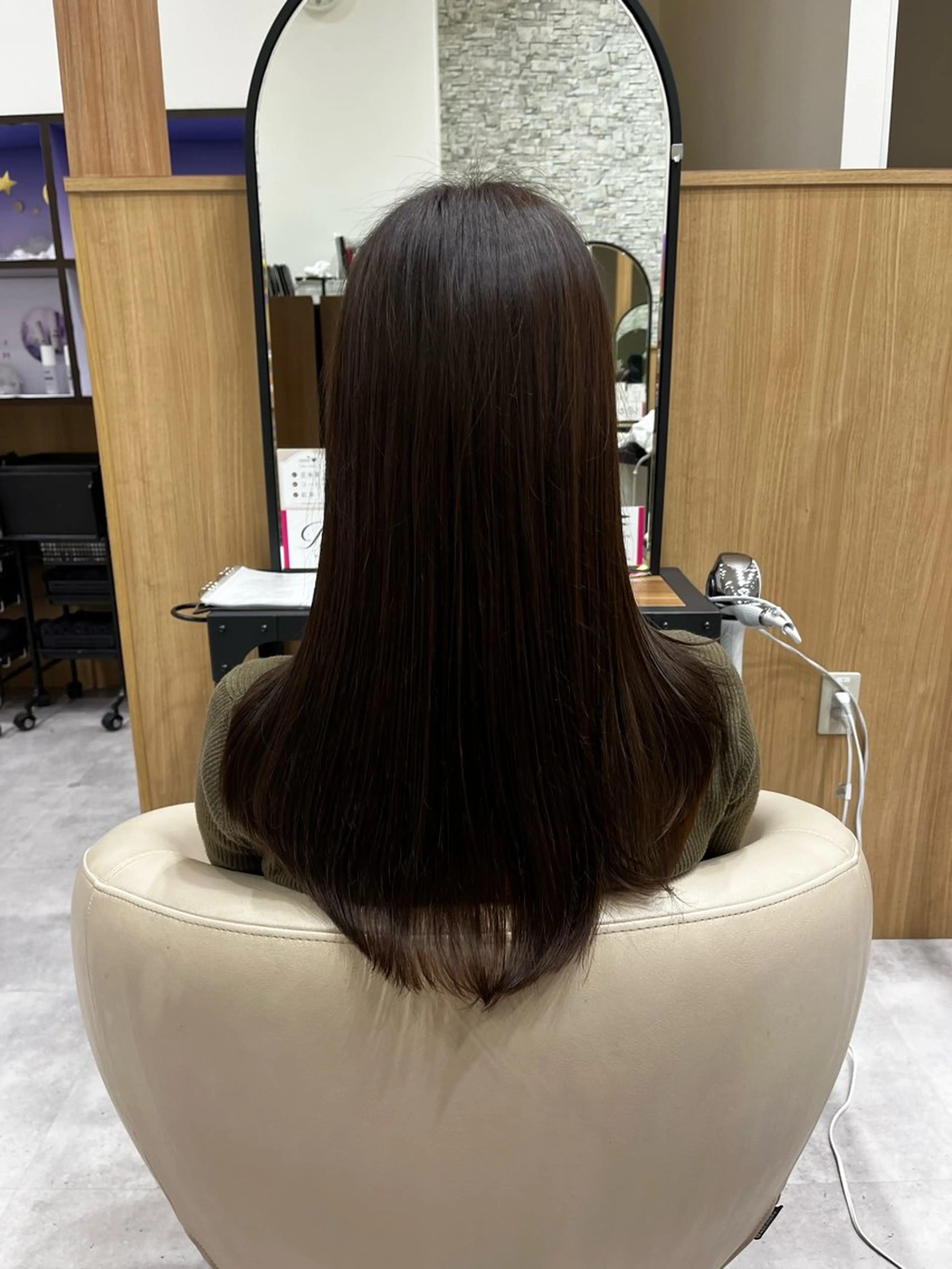 ロング 東條 早希のヘアスタイル