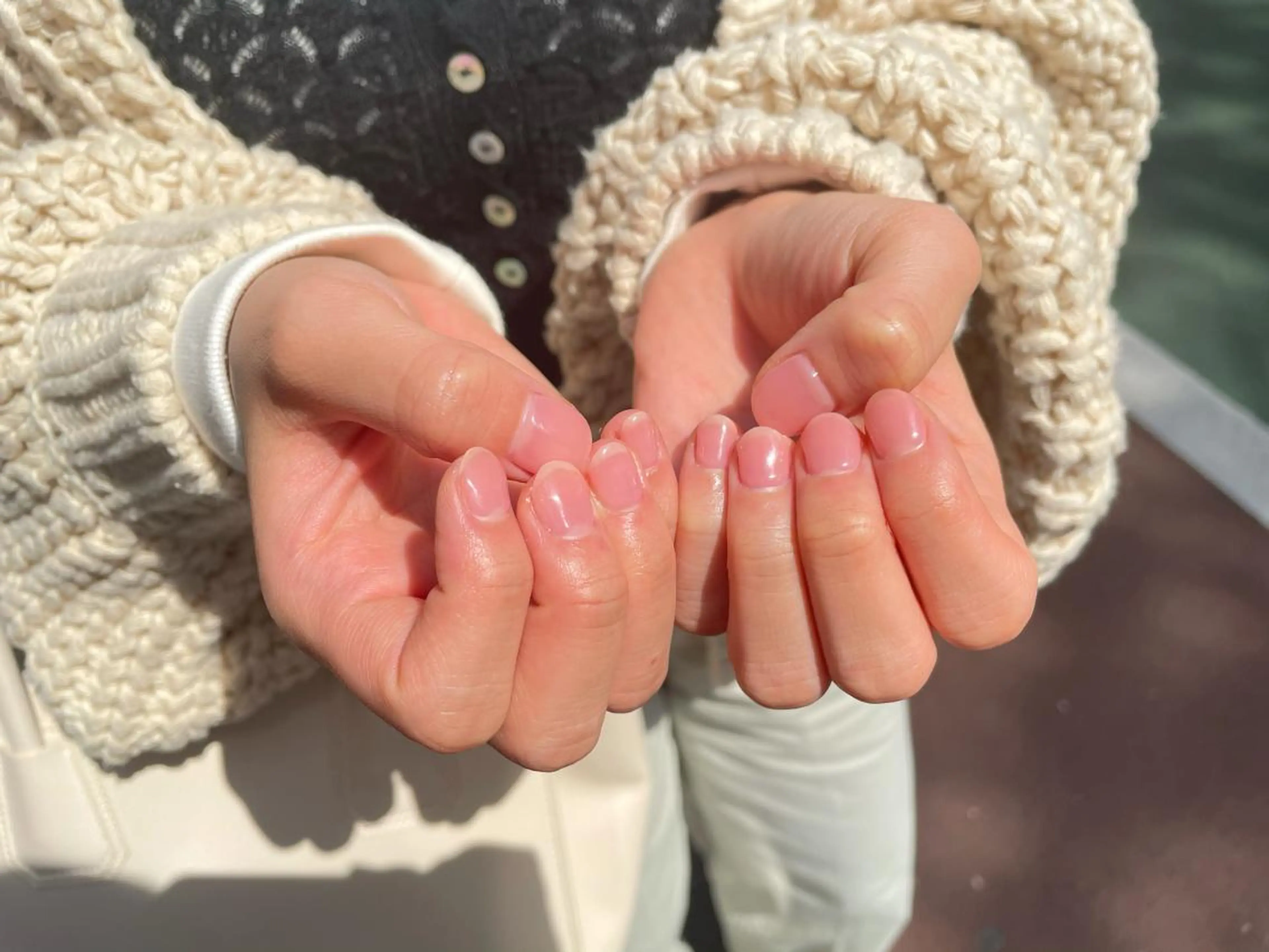 ネイル ハンドネイル ハンドケア はばすみれ🎀ﾈｲﾙ 光ﾌｪｲｼｬﾙ ﾍｱのネイルデザイン
