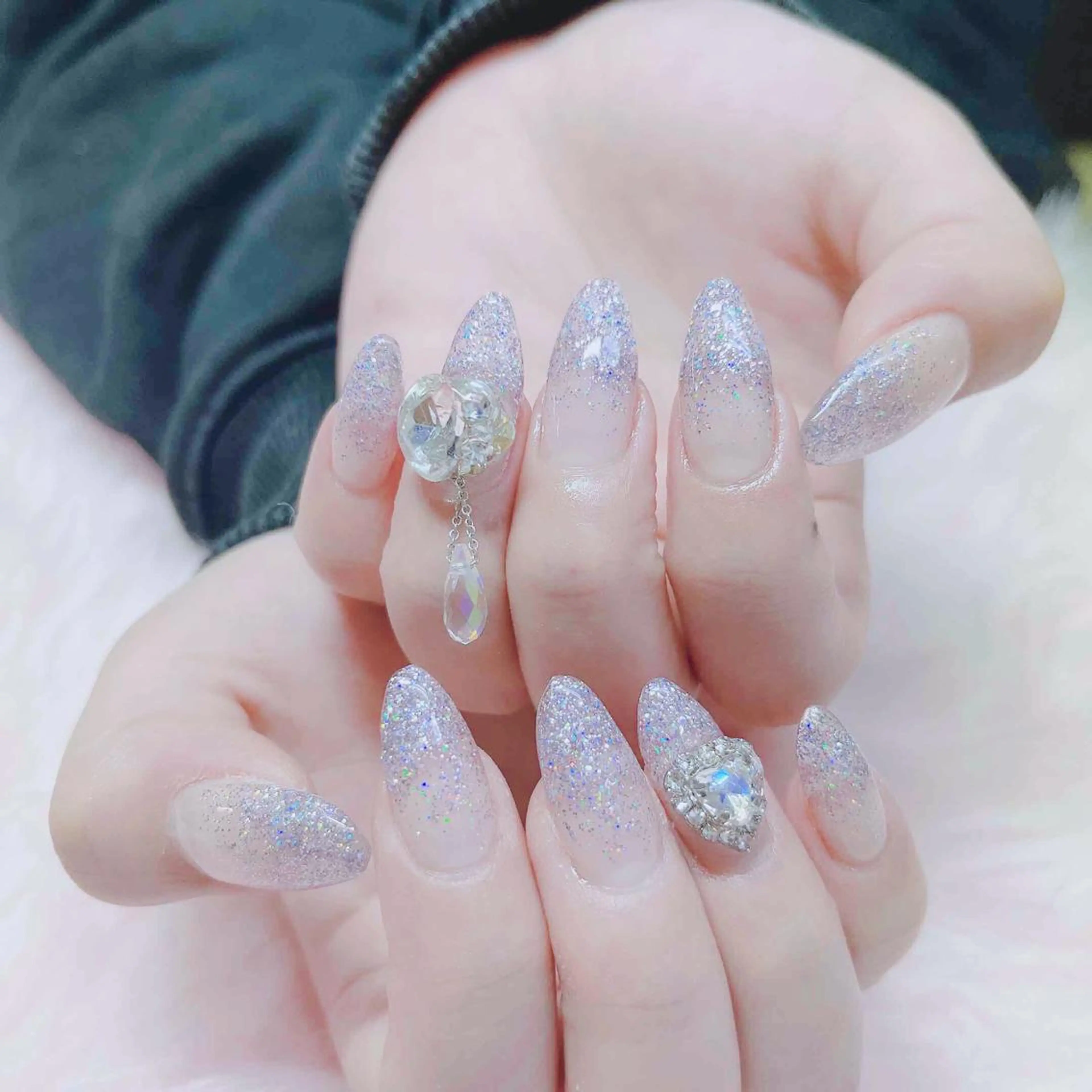 ネイル ハート キラキラネイル ハンドネイル MoonNail ユリ🌸のネイルデザイン
