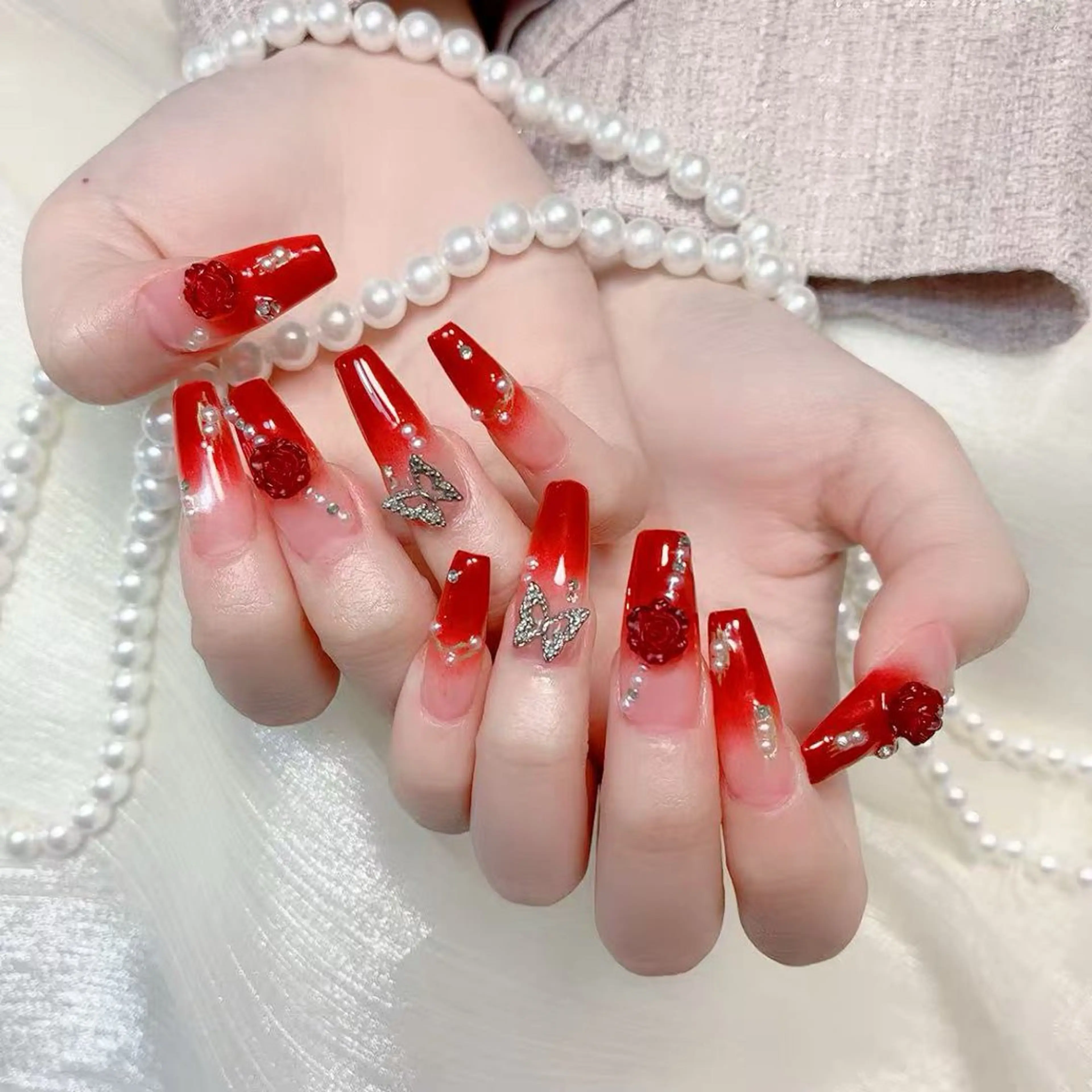 ネイル アニマル柄 チークネイル 成人式 フラッシュネイル フットネイル ハンドネイル B·U Nail大宮 長さだし専門店のネイルデザイン