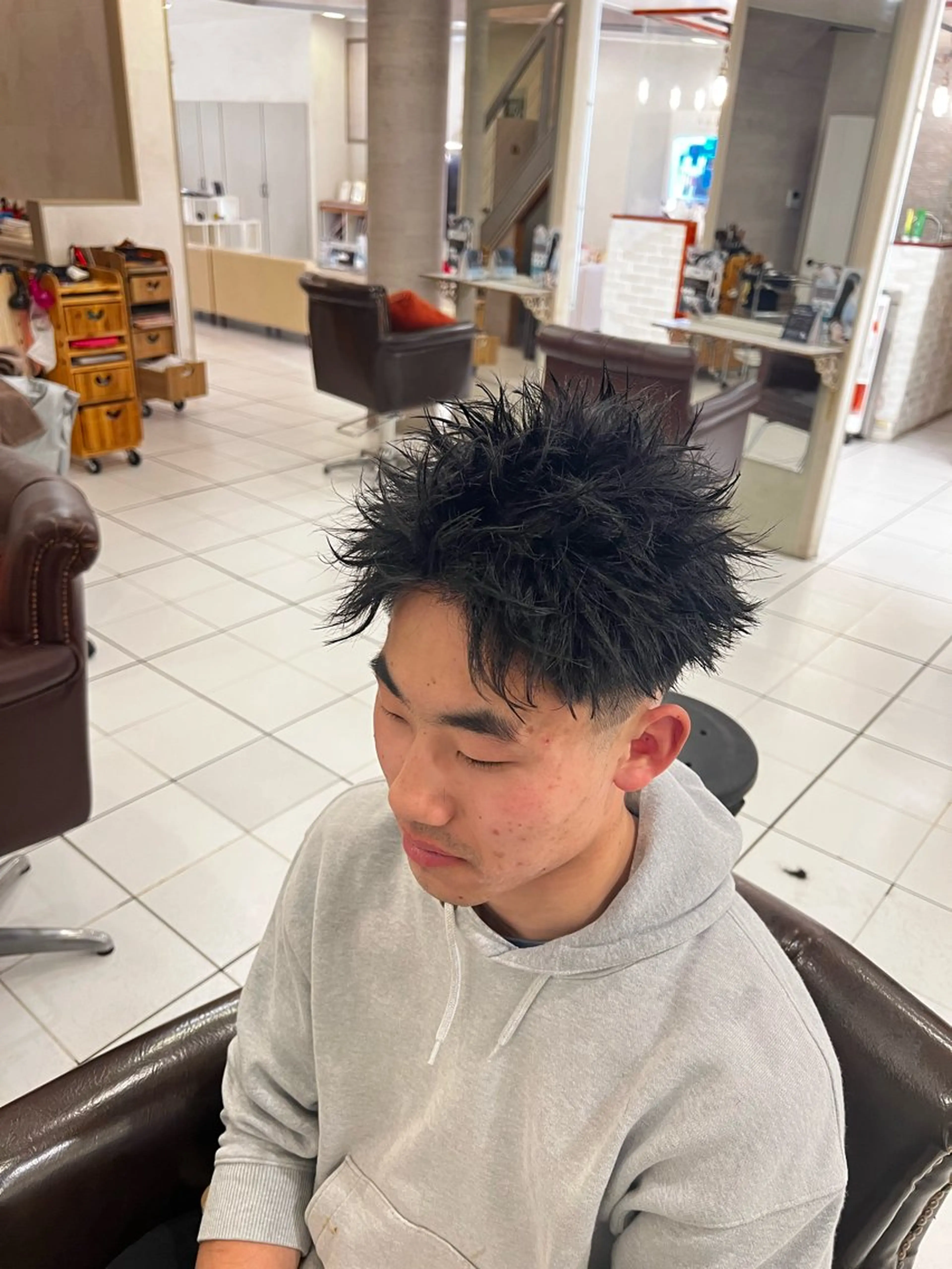 メンズ カット 郡山駅前メンズ特化 岩﨑大翼のヘアスタイル