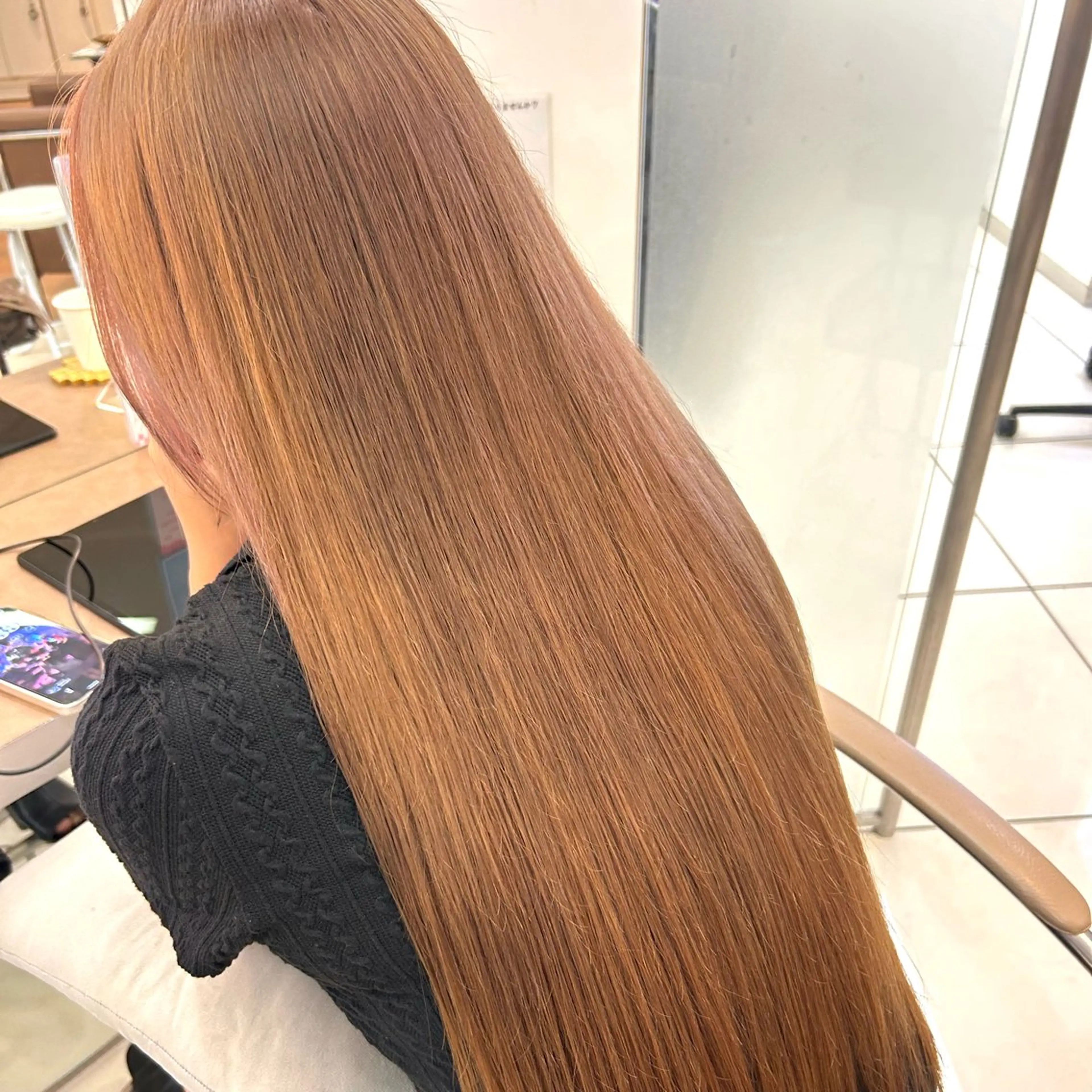 ロング カラー ベージュカラー ミルクティーベージュ ハイトーン👱‍♀️ エクステ/彩花のヘアスタイル