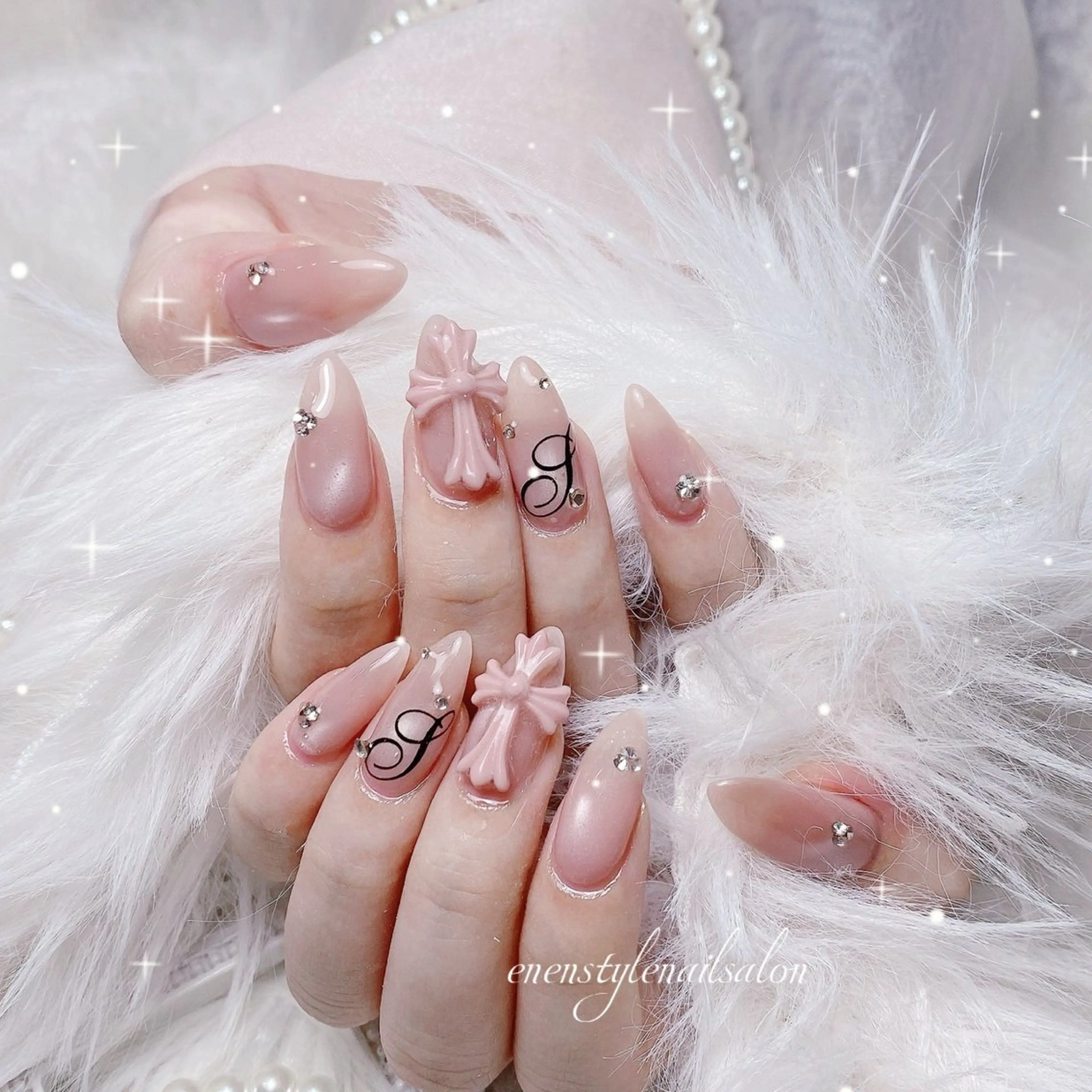 ネイル ハンドネイル 👑enen style👑のネイルデザイン