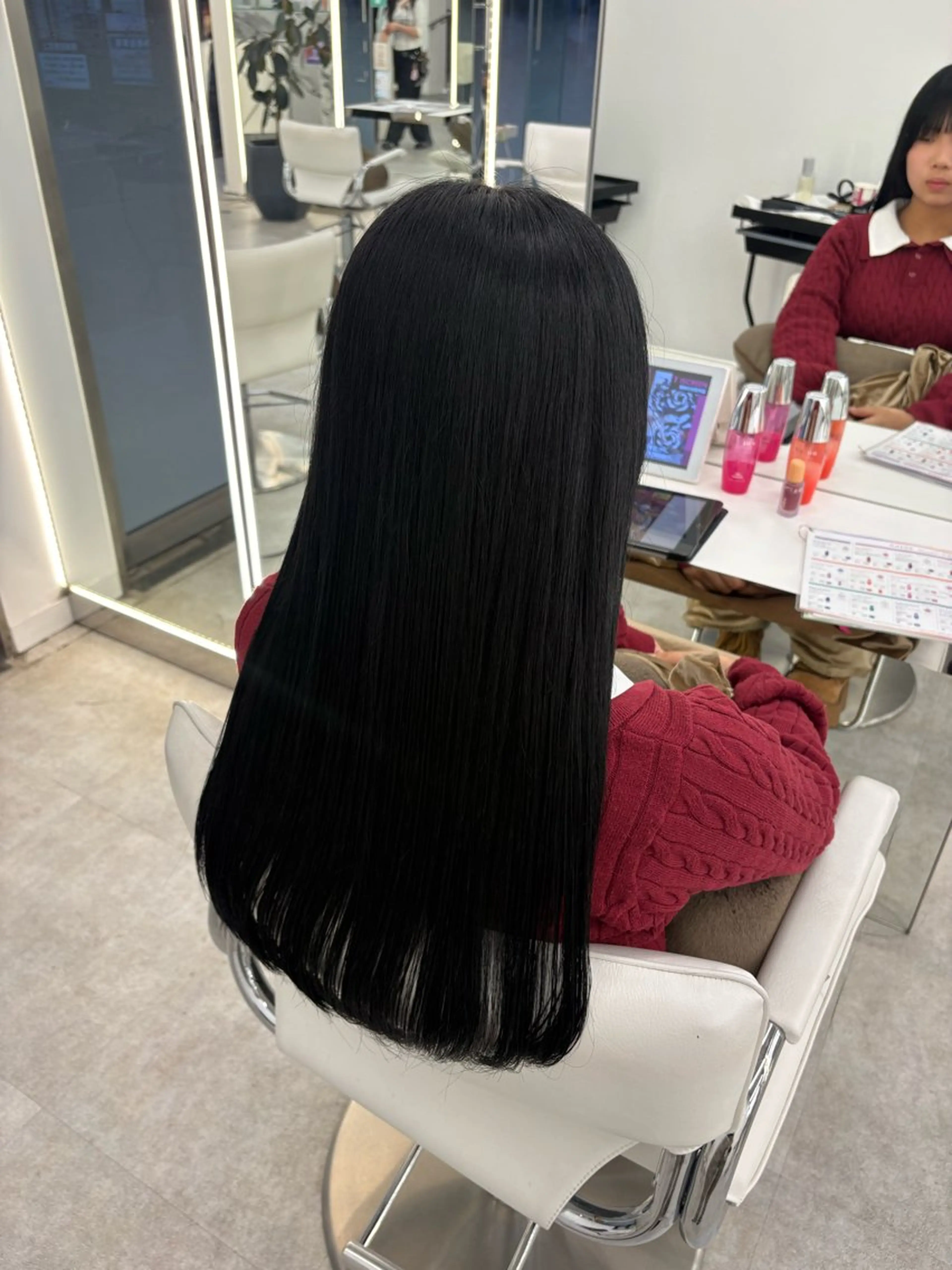 【🌷3月限定🌷】ケアカラー💖+高保湿トリートメント🌈+毛先カット✂️の写真