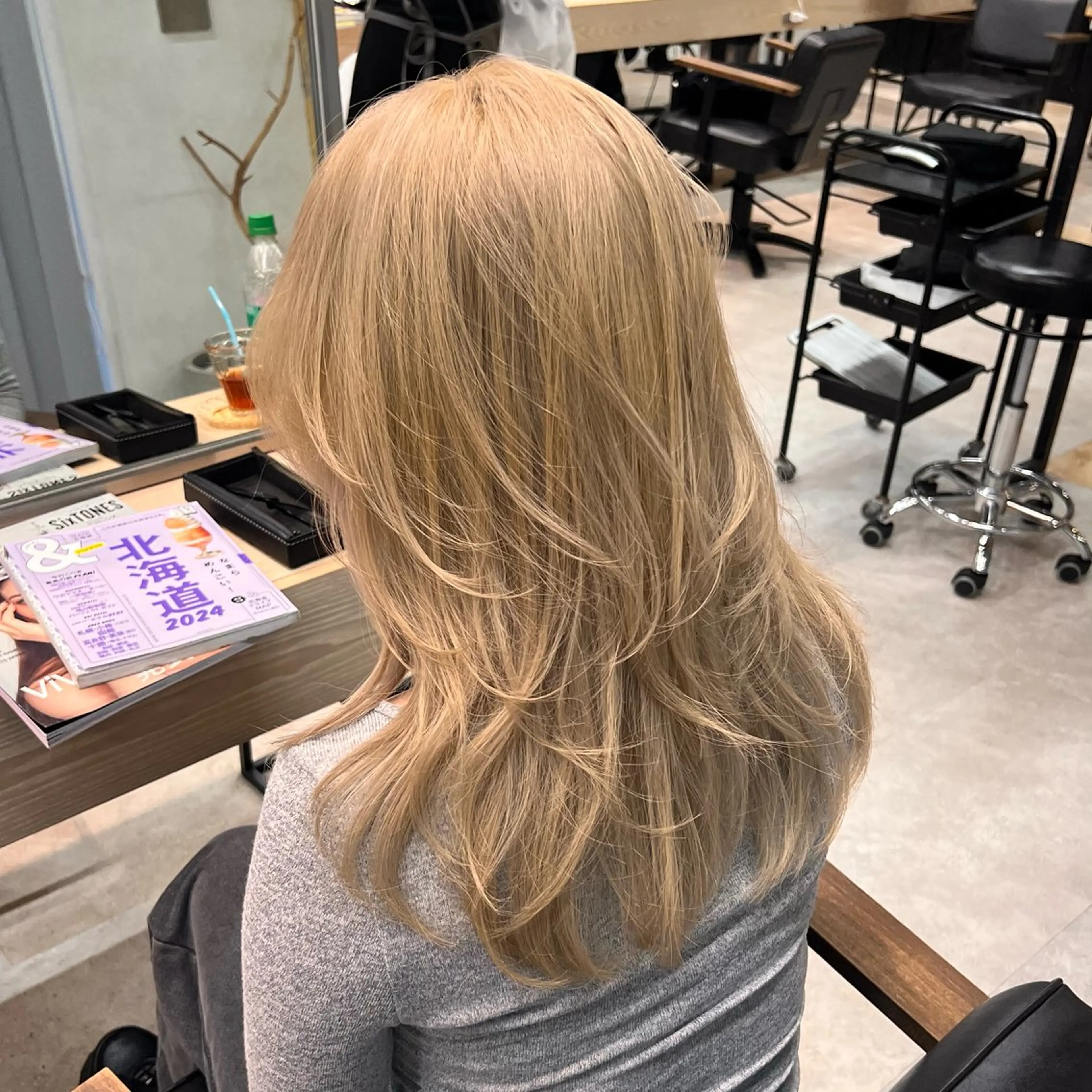 セミロング ヘアカラー トリートメント 髪質改善/レイヤー 暖色/shiinaのヘアスタイル