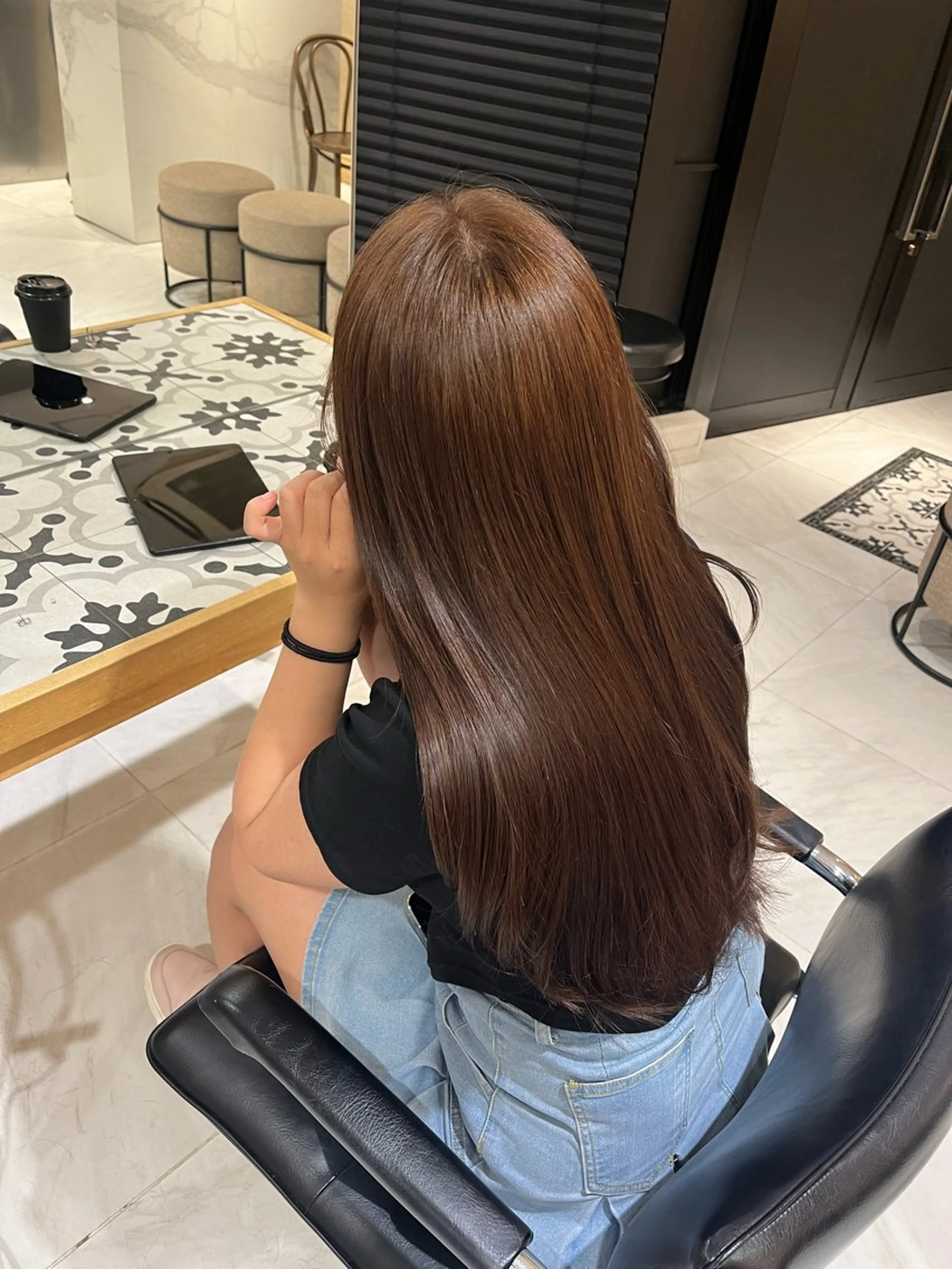 ロング カラー ヘアカラー 縮毛矯正 トリートメント るり ／ロングカット募集中のヘアスタイル