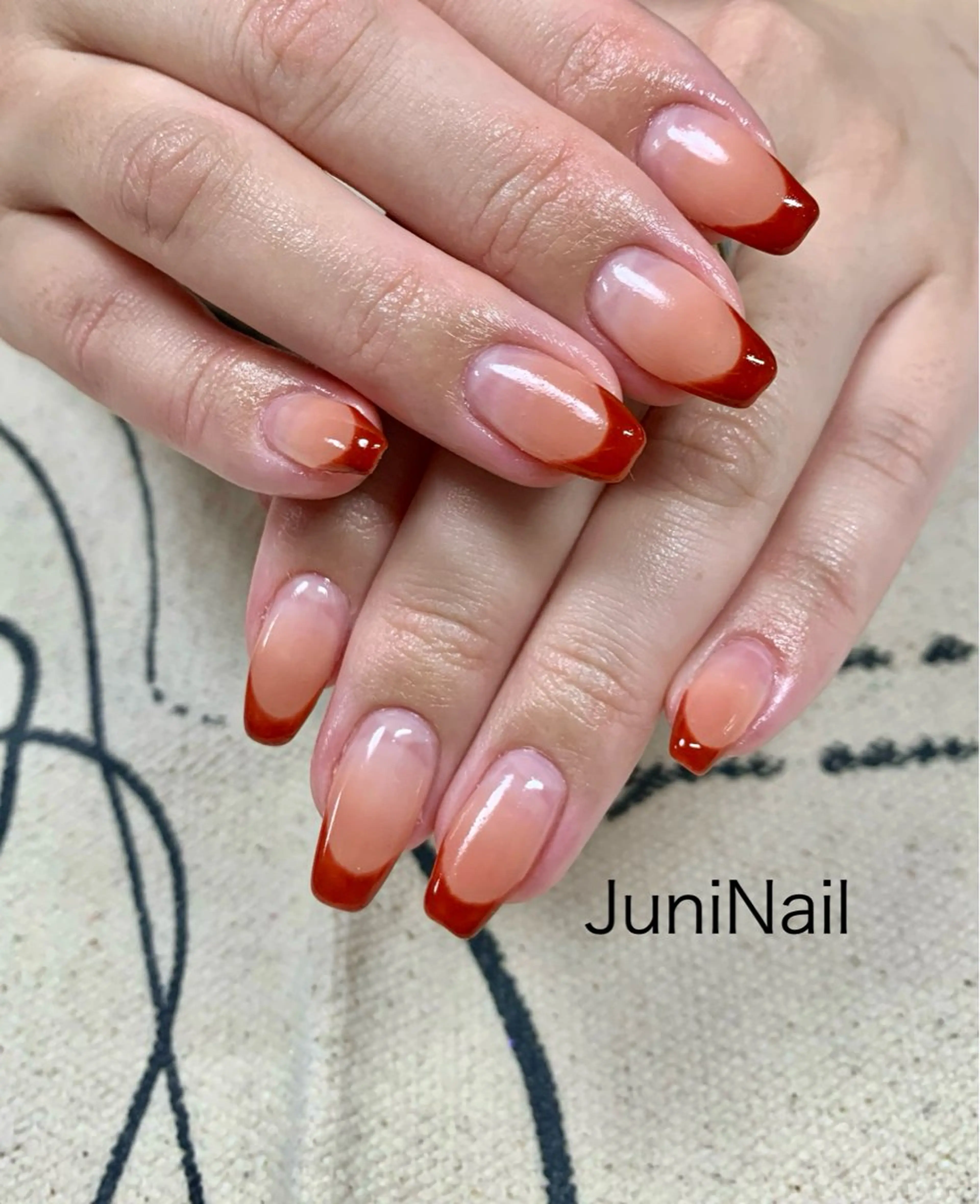 ネイル オーロラネイル クリアネイル 成人式 フラッシュネイル 氷ネイル・うるうるネイル ハンドネイル JuniNail 주니네일🇰🇷suのネイルデザイン