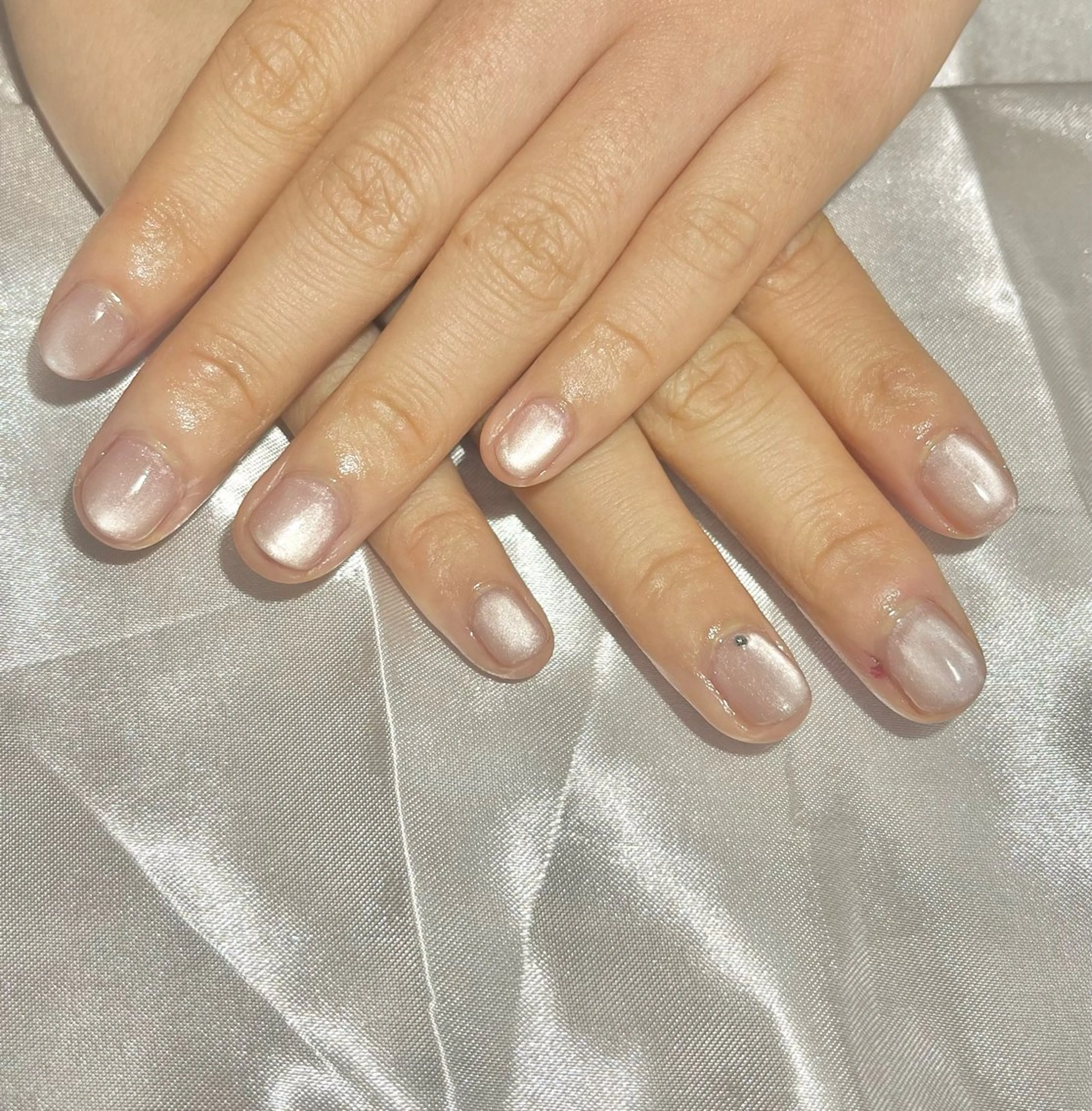 ネイル マグネットネイル nanairo nailのネイルデザイン