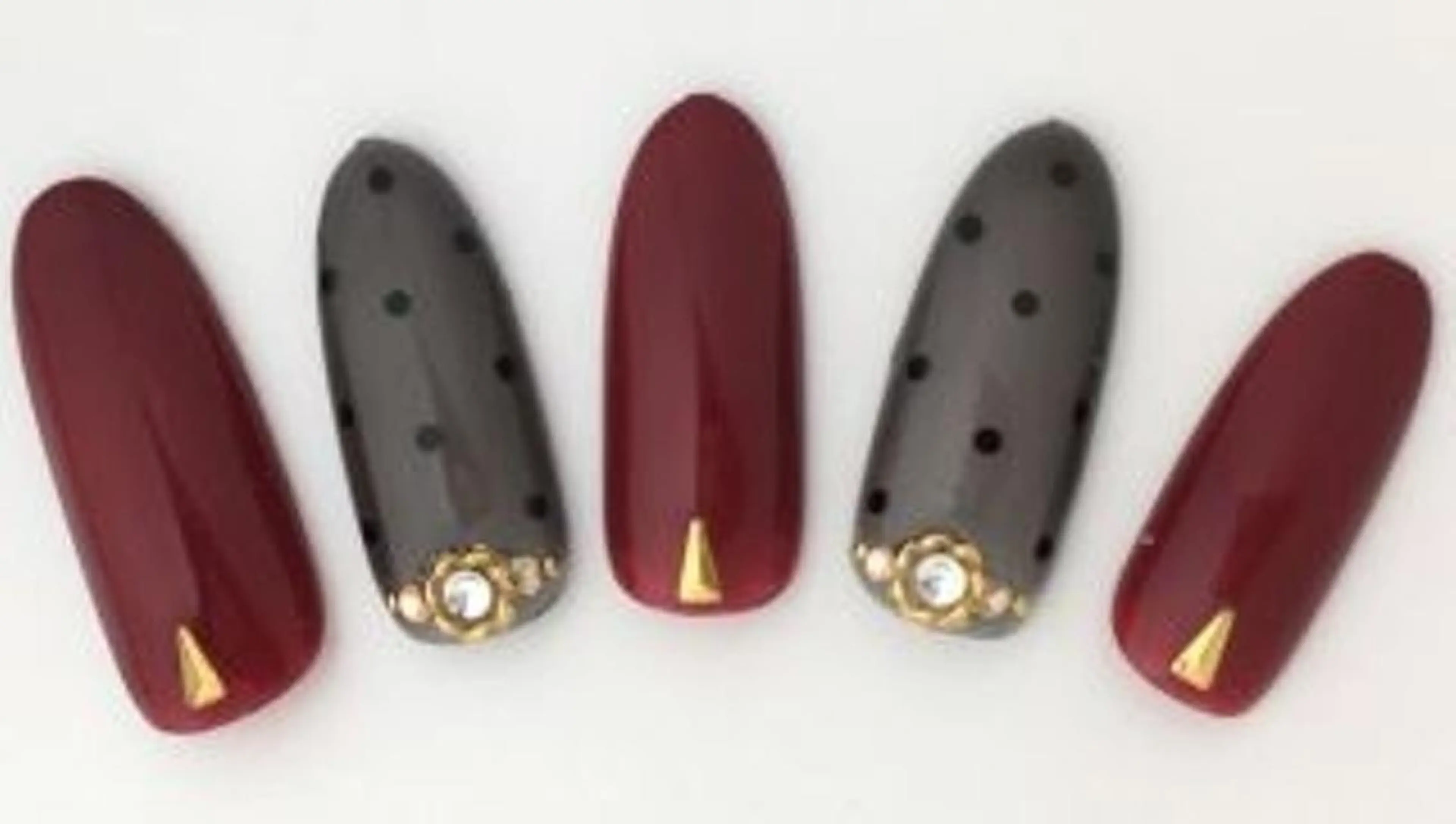 ネイル privateサロン creaのネイルデザイン