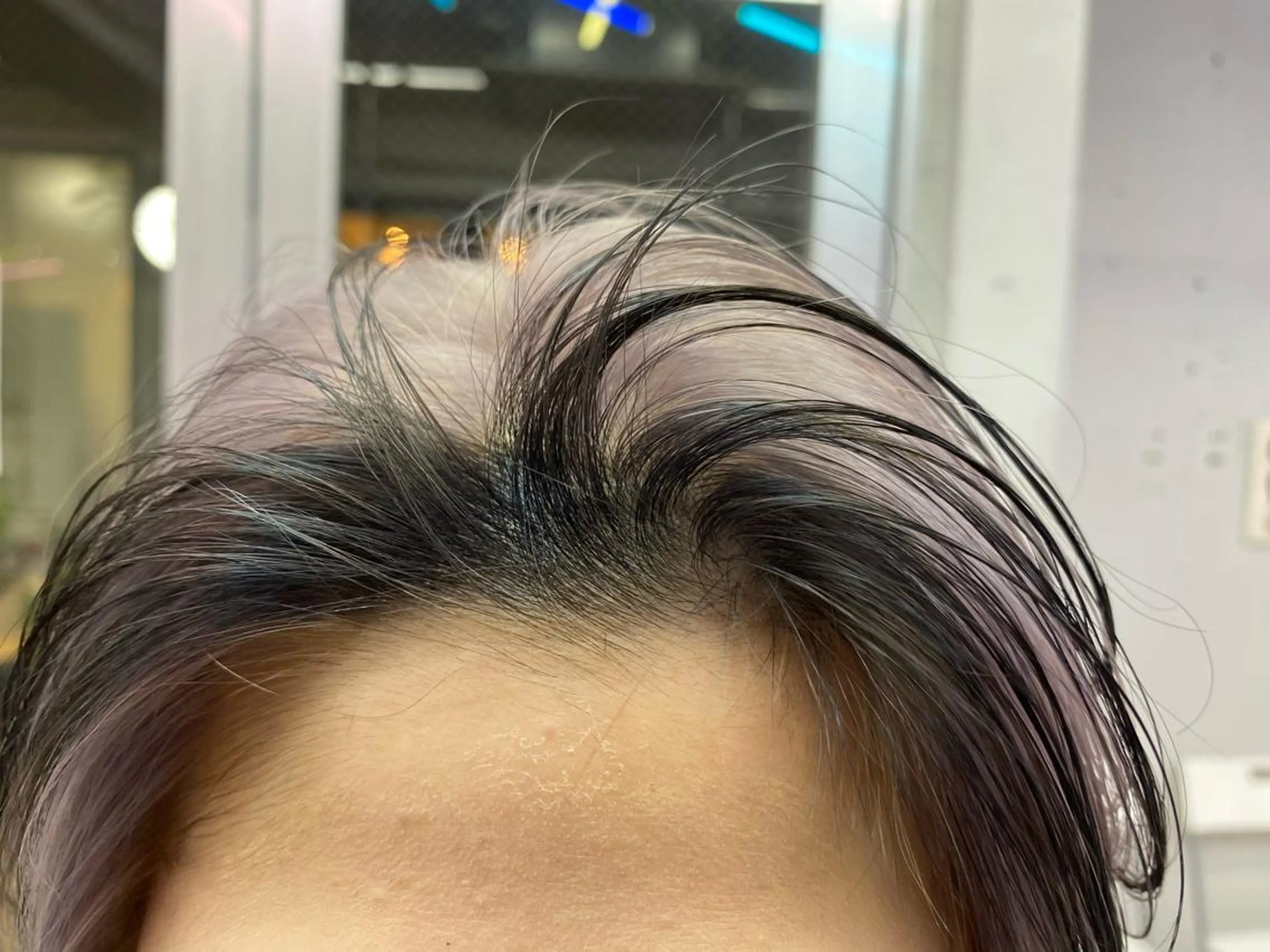 ショート カラー ☘️ブリーチ/ハイト ーン/レイヤー/のヘアスタイル