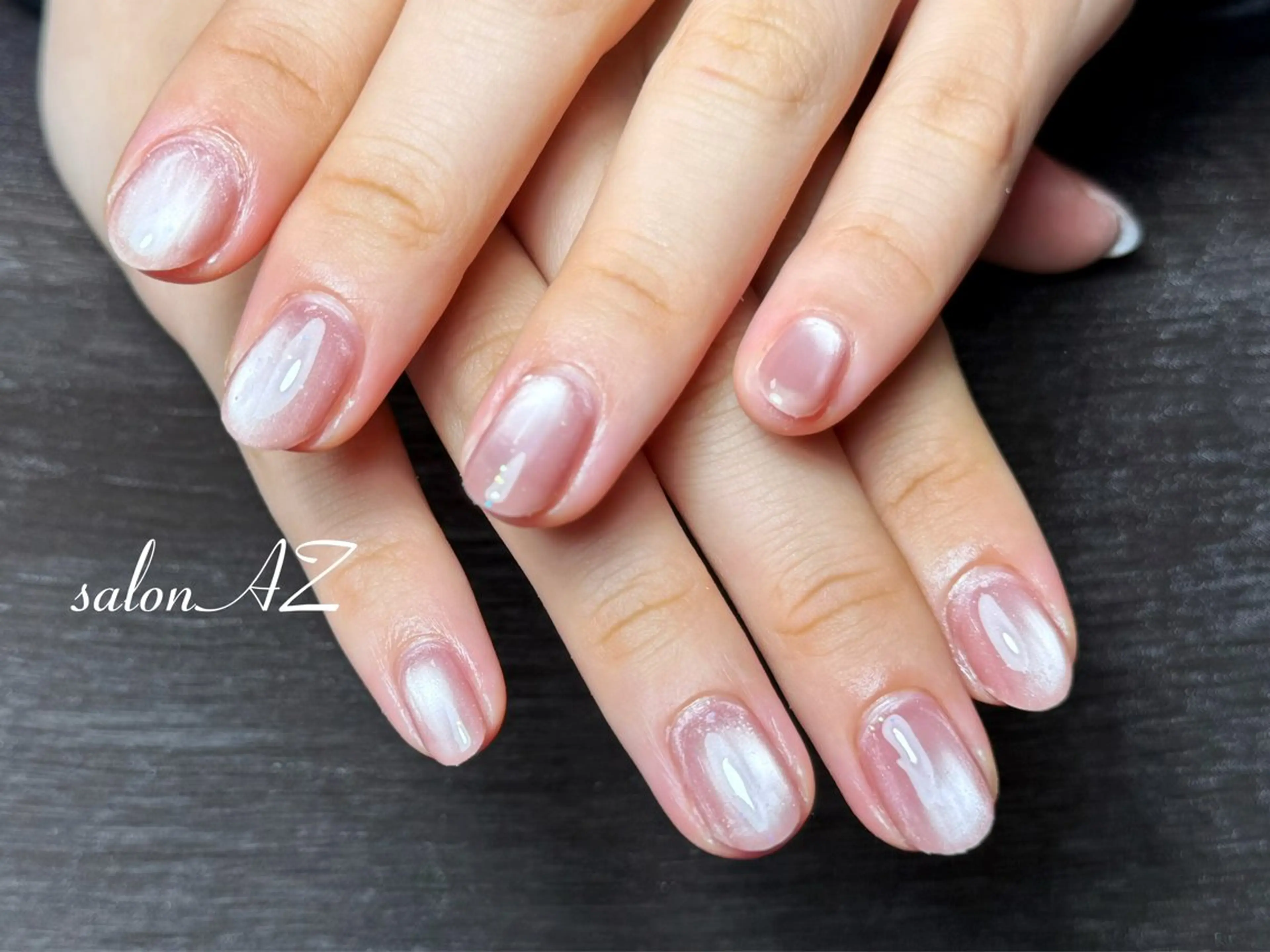 ネイル アートネイル 長さ出し フットネイル フレンチネイル ジェルネイル ハンドネイル salon AZ NANAのネイルデザイン