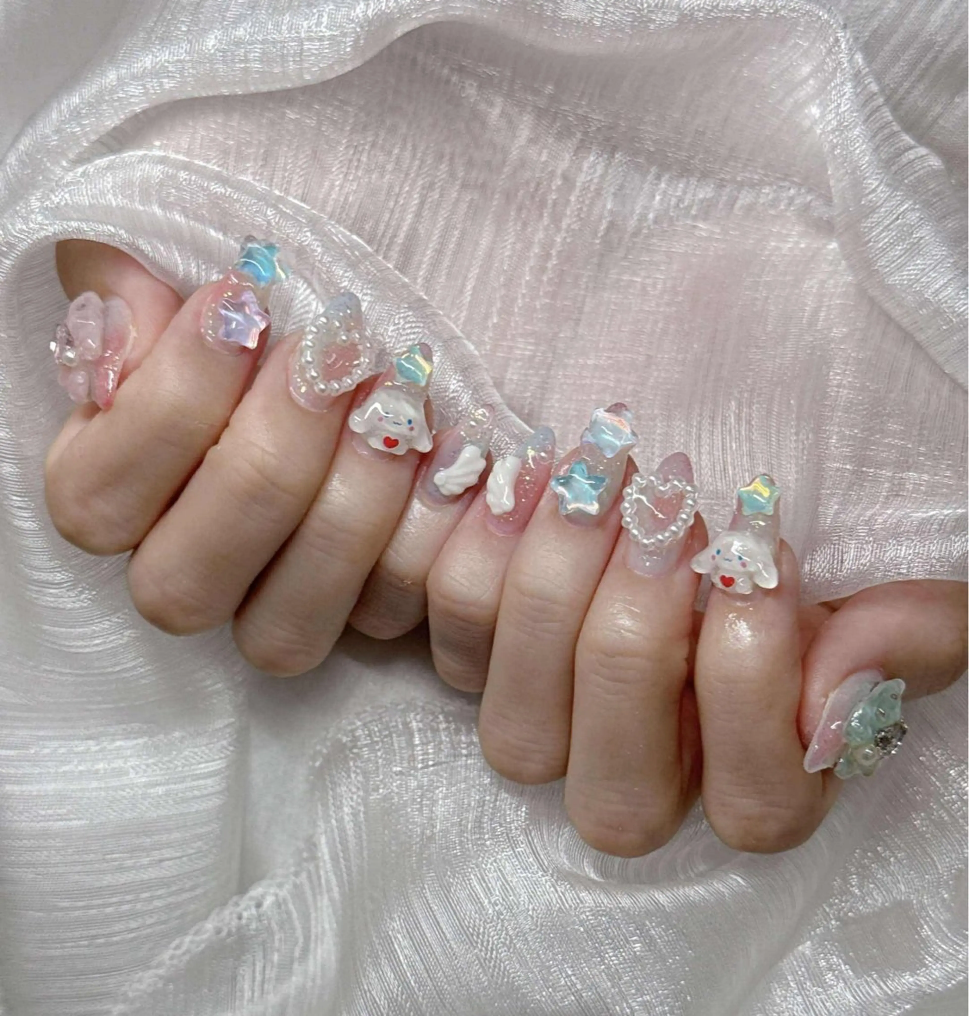 ネイル 長さ出し グラデーション 卒業式 キラキラネイル マグネットネイル ハンドネイル Lee Nailsのネイルデザイン
