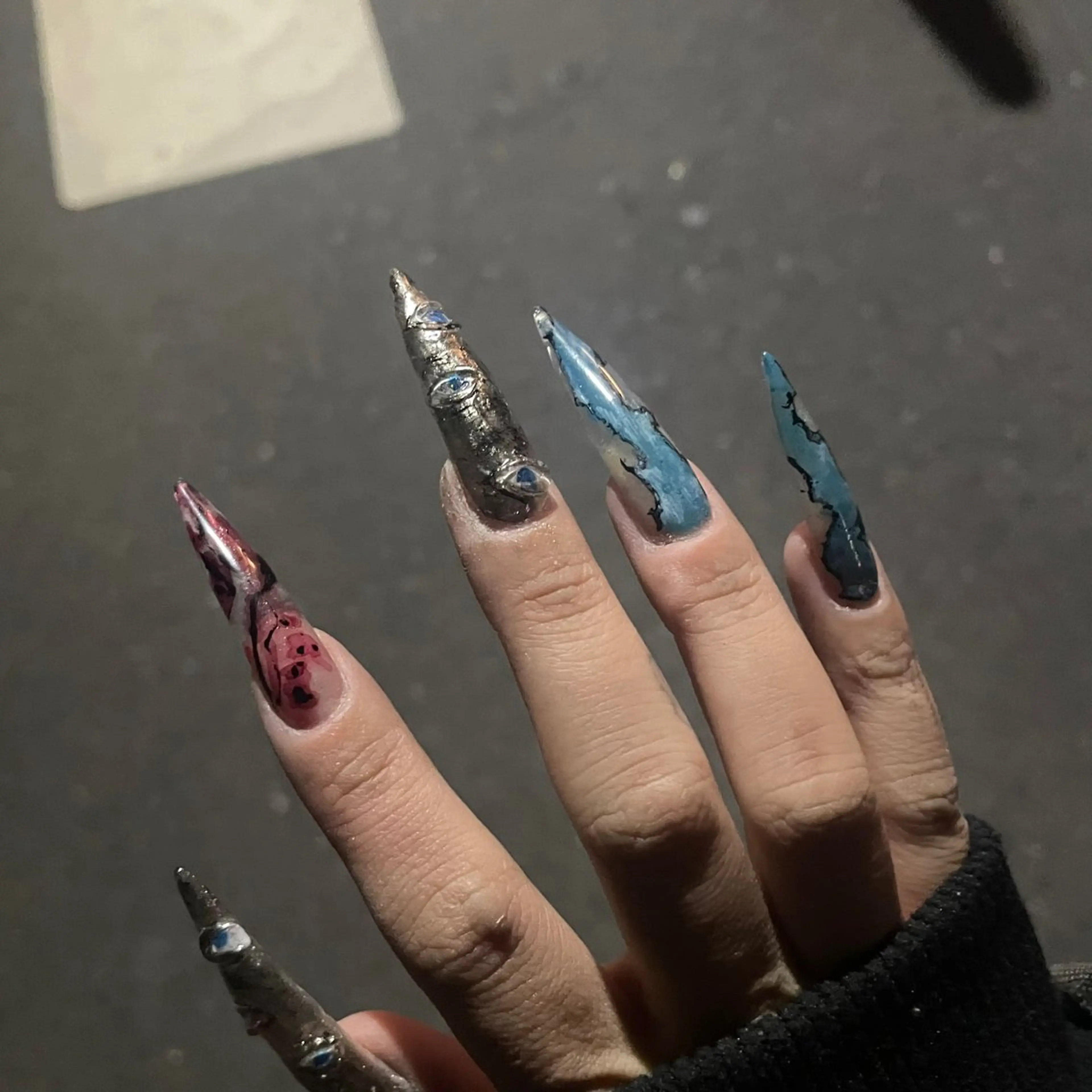 ネイル ハンドネイル ひめか🫁 推し概念・個性派のネイルデザイン