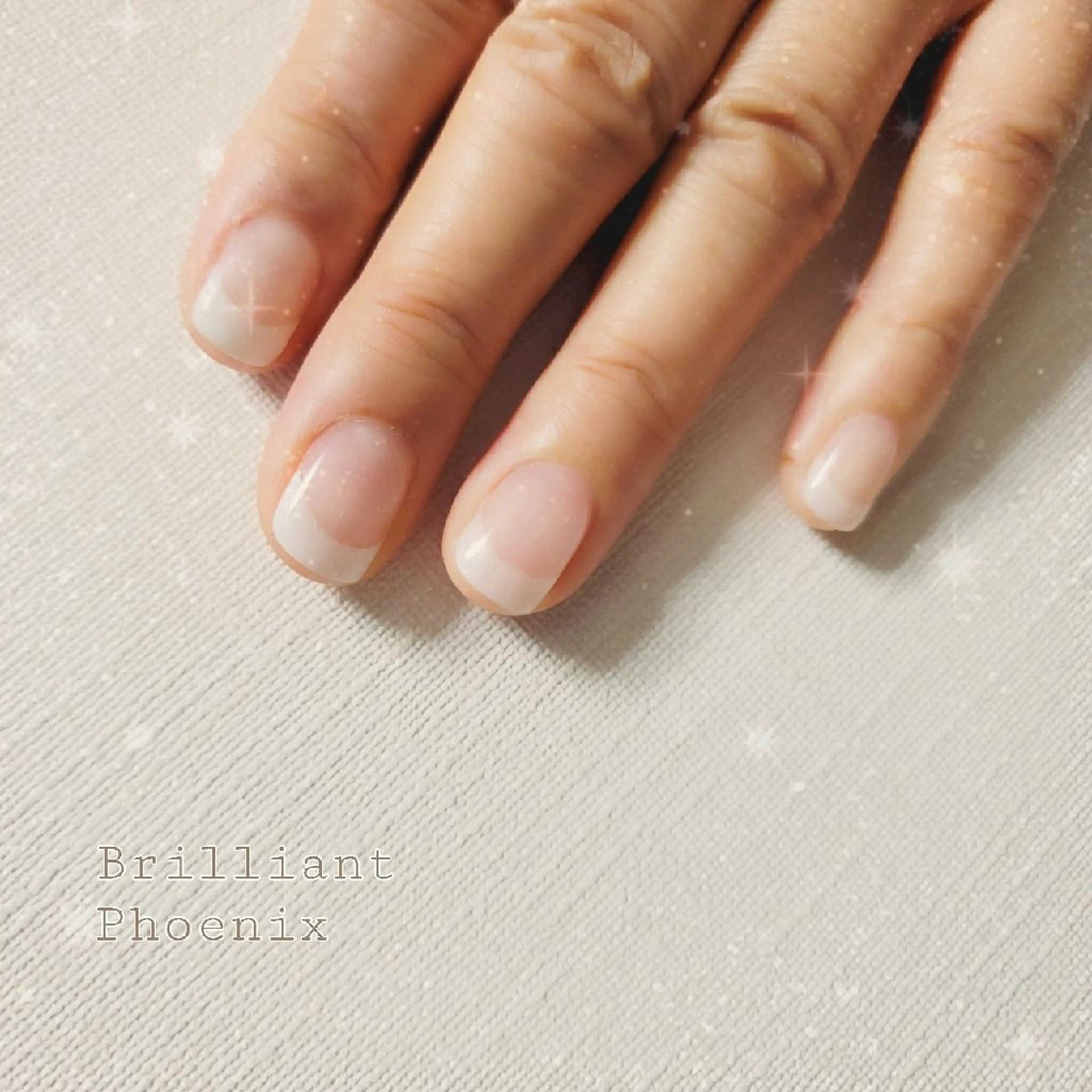 ネイル クリアネイル フレンチネイル ラメ(グリッター) ホワイト へなちょこ ネイリストのネイルデザイン