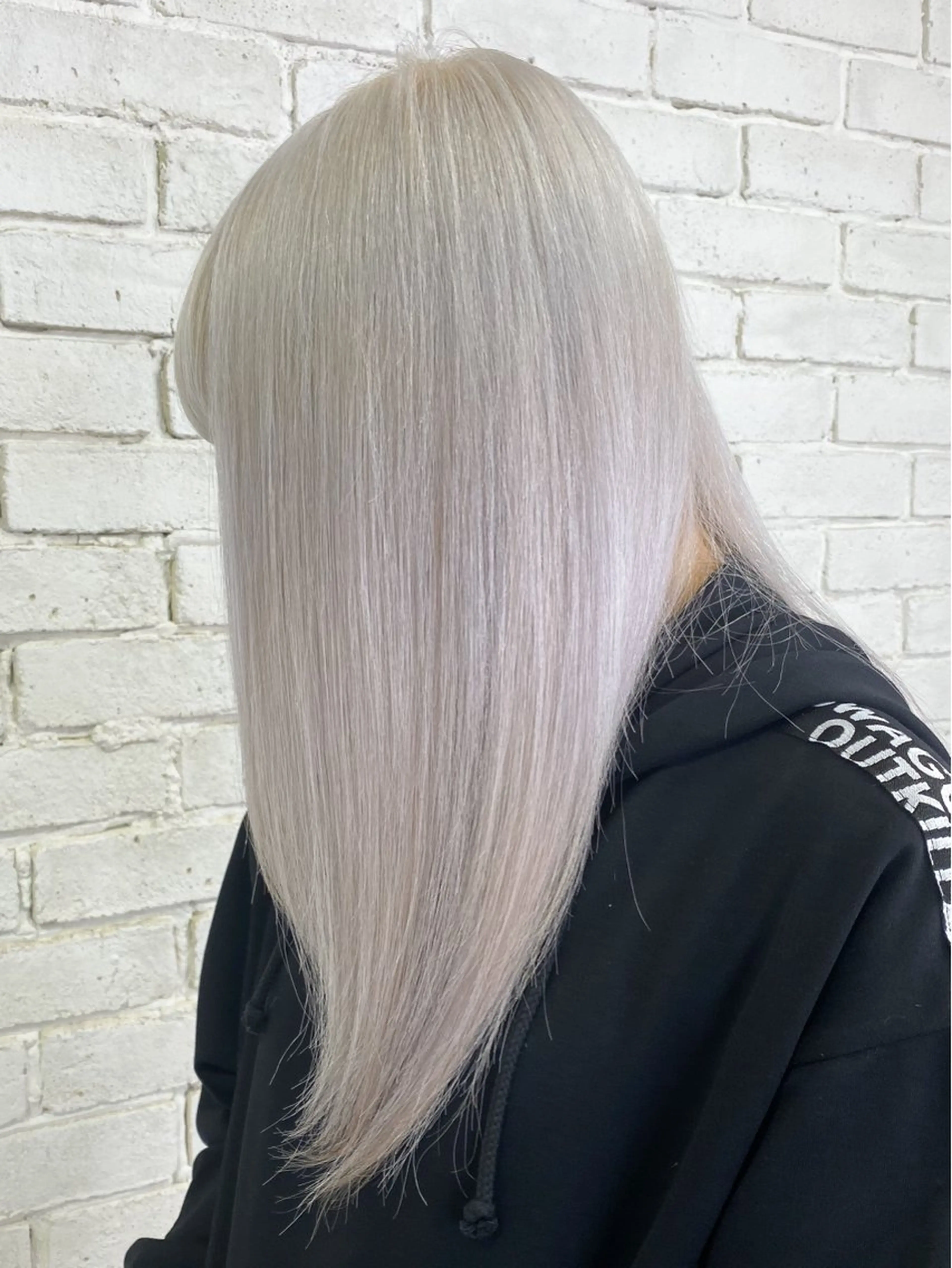 ロング カラー ブリーチ ケアブリーチ ヘアカラー トリートメント welring hair salonのヘアスタイル