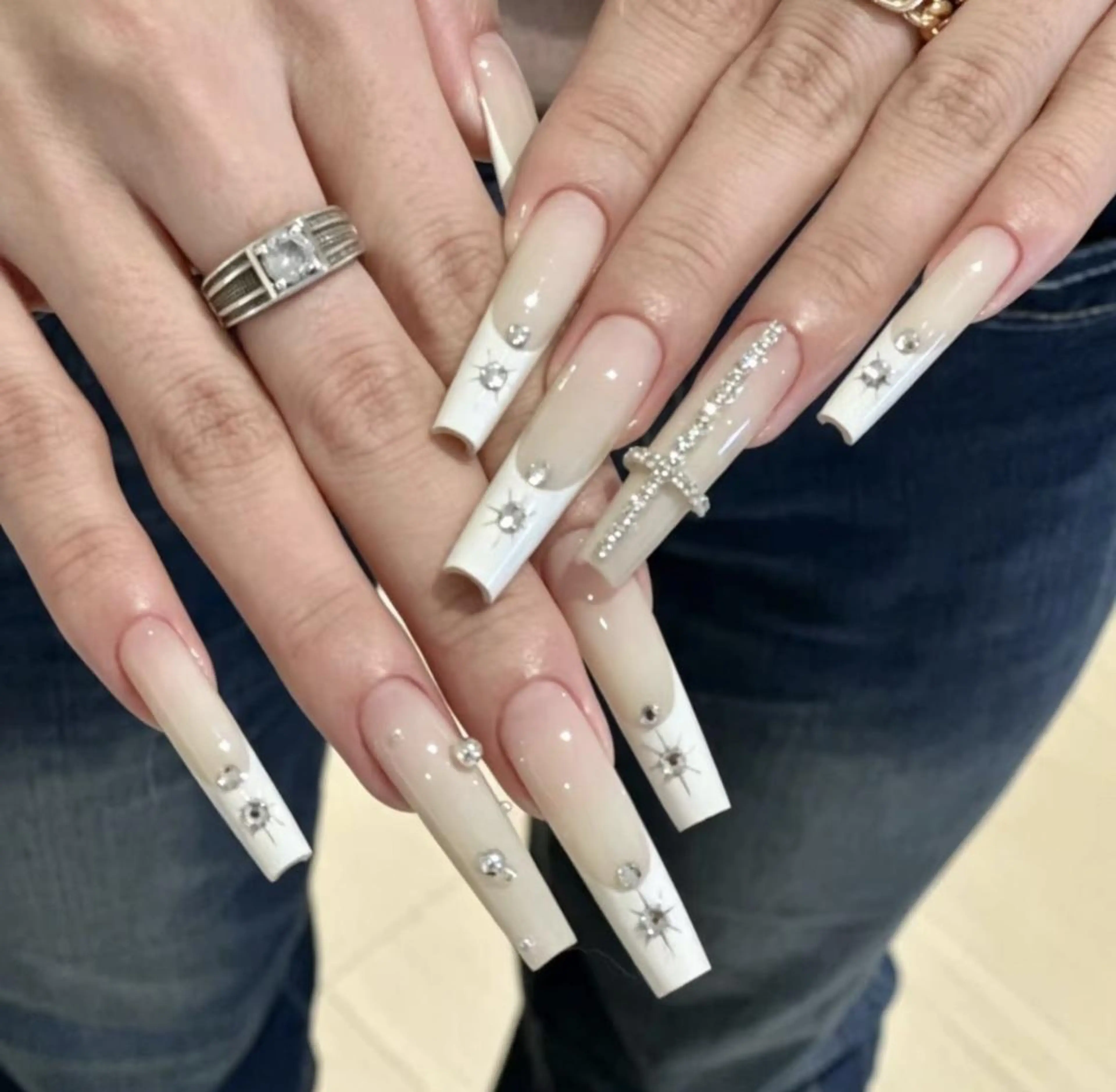 ネイル ハンドネイル Pure&Rich Nailのネイルデザイン