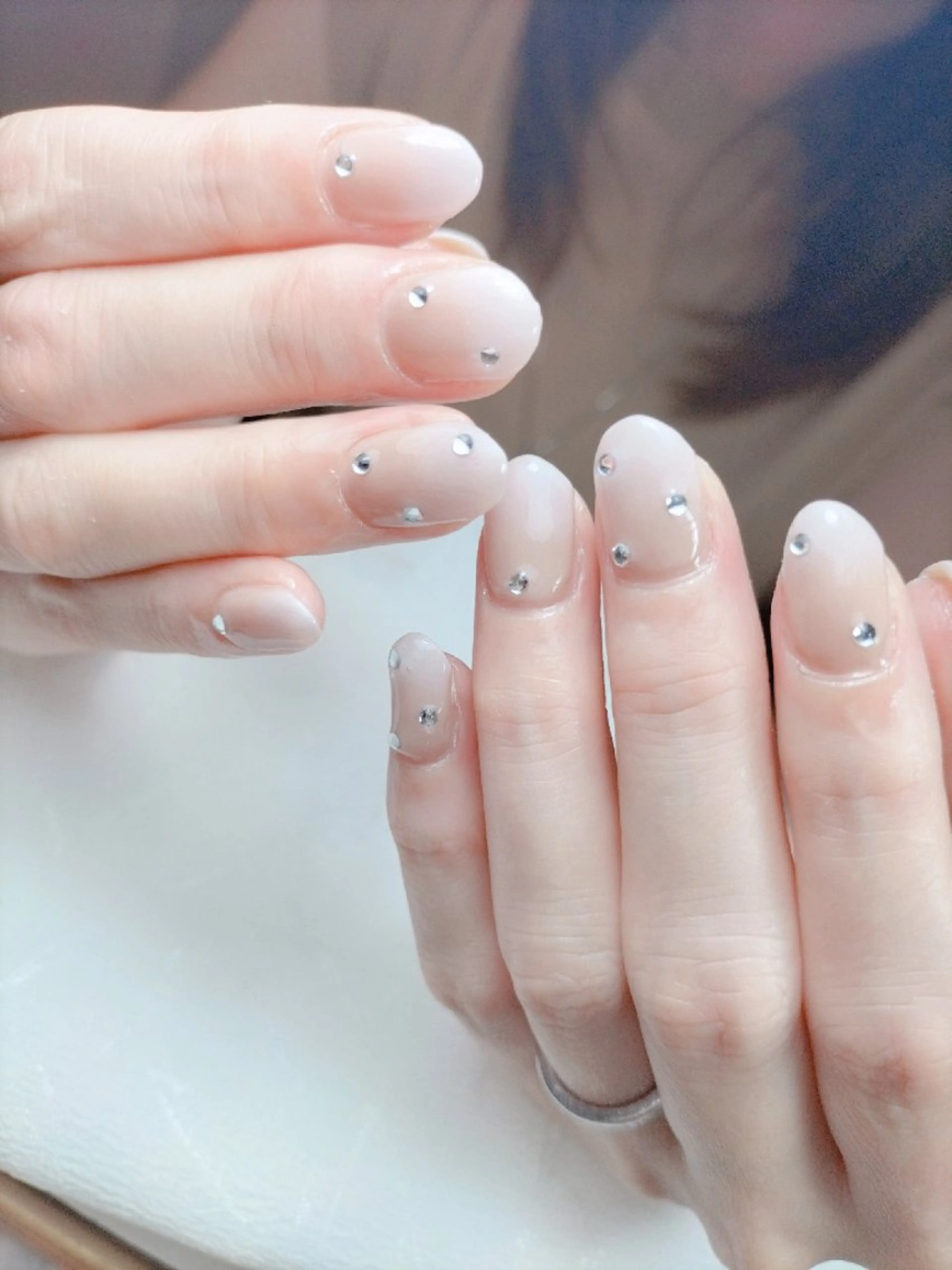 ネイル 小金井市のネイル ・美肌・眉毛やさんの眉毛・アイブロウイメージ