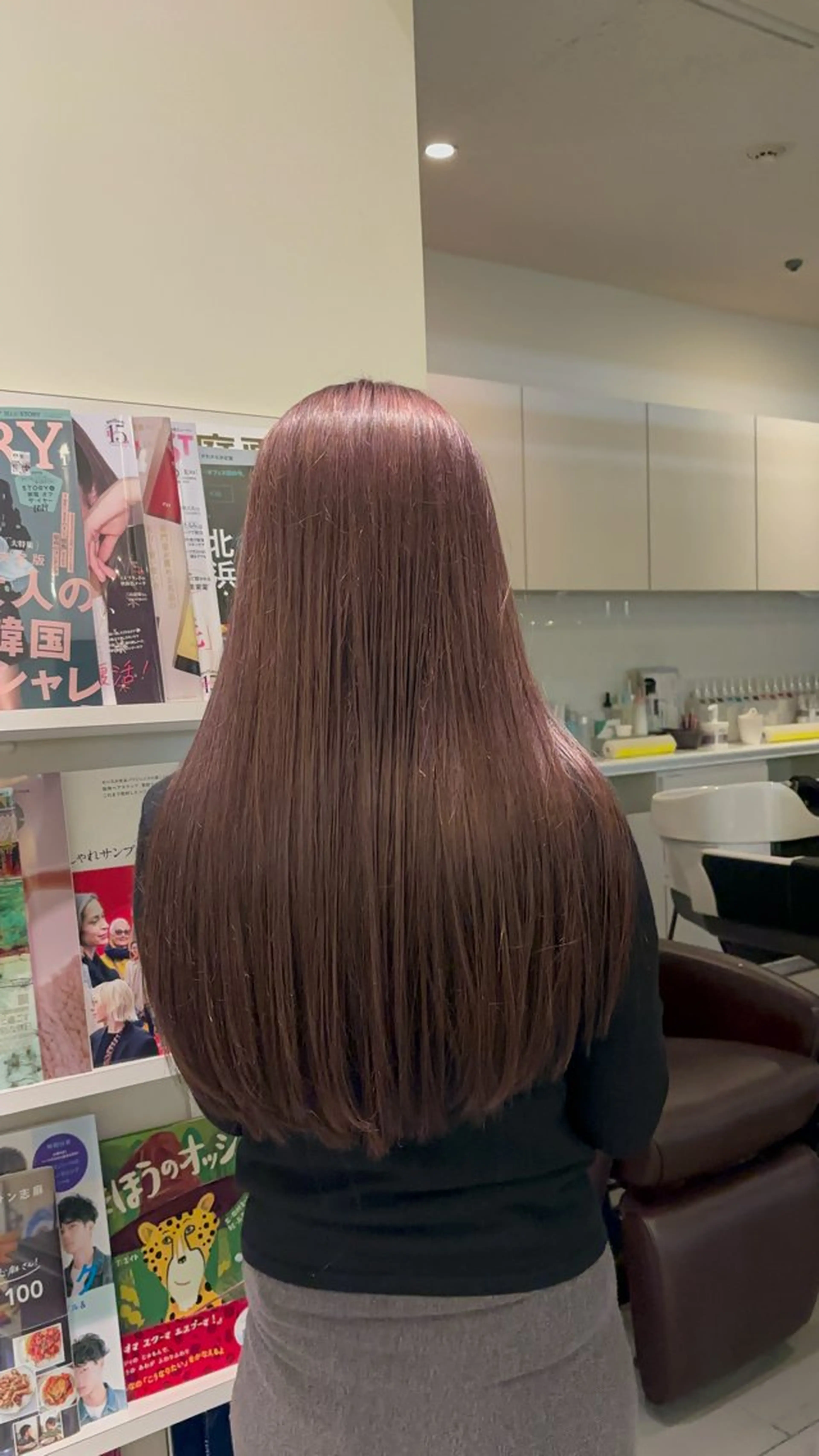 ロング カラー ベージュカラー ラベンダーカラー ラベンダーベージュ オオカメ ユヅキのヘアスタイル