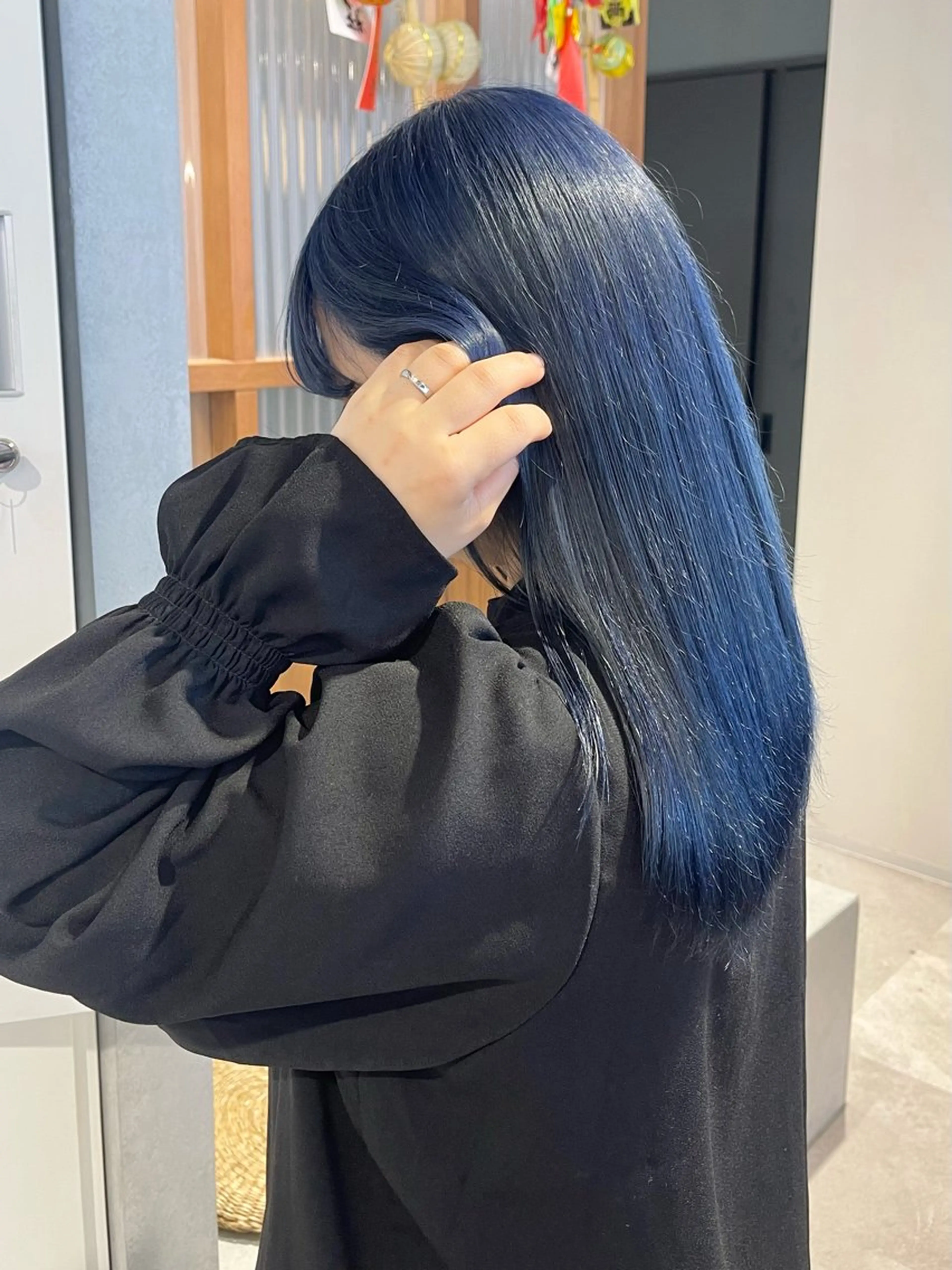 セミロング カラー ブルーカラー ネイビーカラー ヘアカラー トリートメント himeka🪽 アレンジ/ブリーチのヘアスタイル