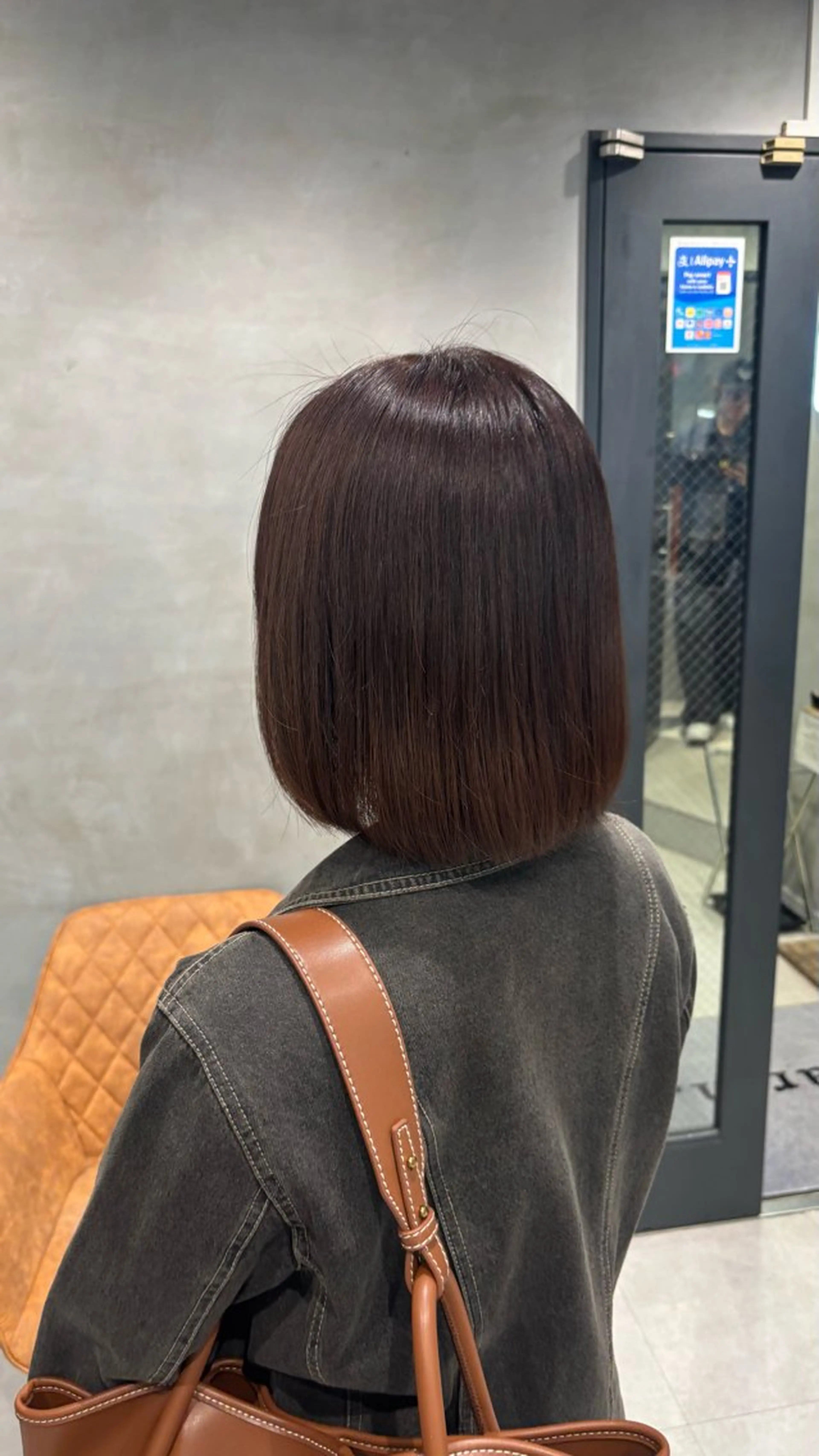 ミディアム カラー ヘアカラー トリートメント うる艶カラー✨️ 耳ツボ💠mamiのヘアスタイル