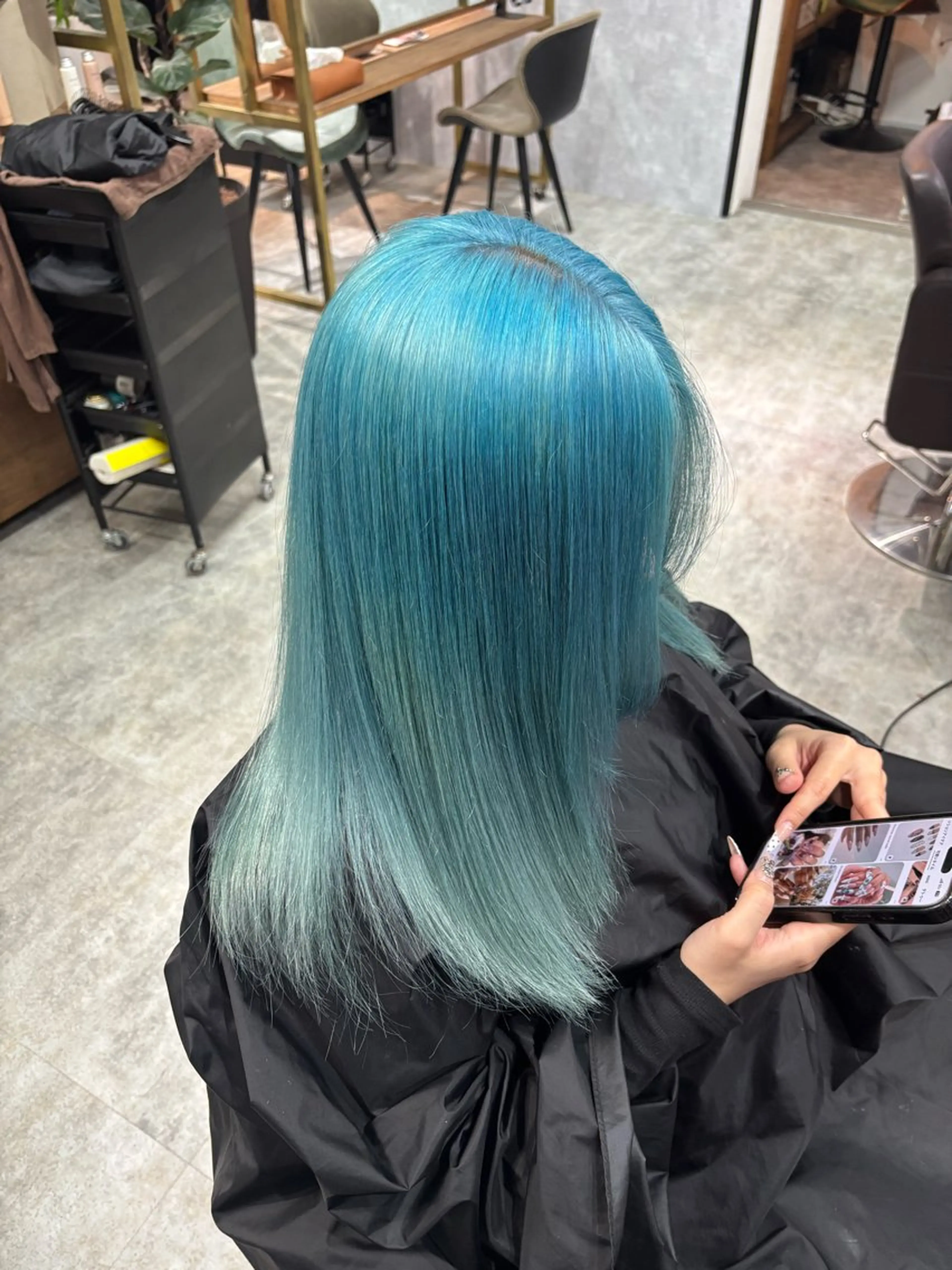 当日限定‼️【ハイトーン艶カラー】グリッターボンドケアブリーチ＋イルミナカラー＋TOKIO Trの写真